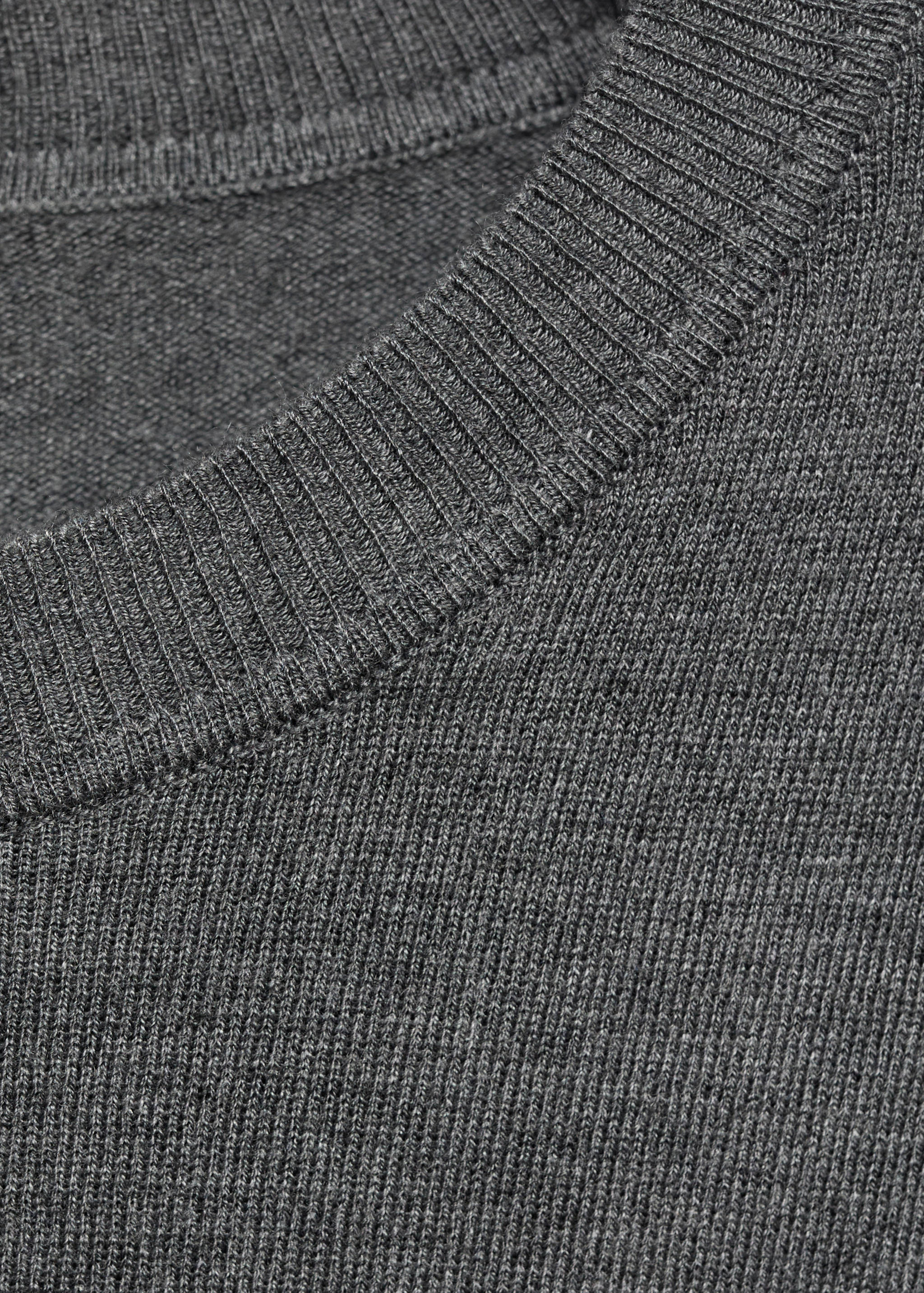 Fine-knit crew-neck sweater - Details of the article 8