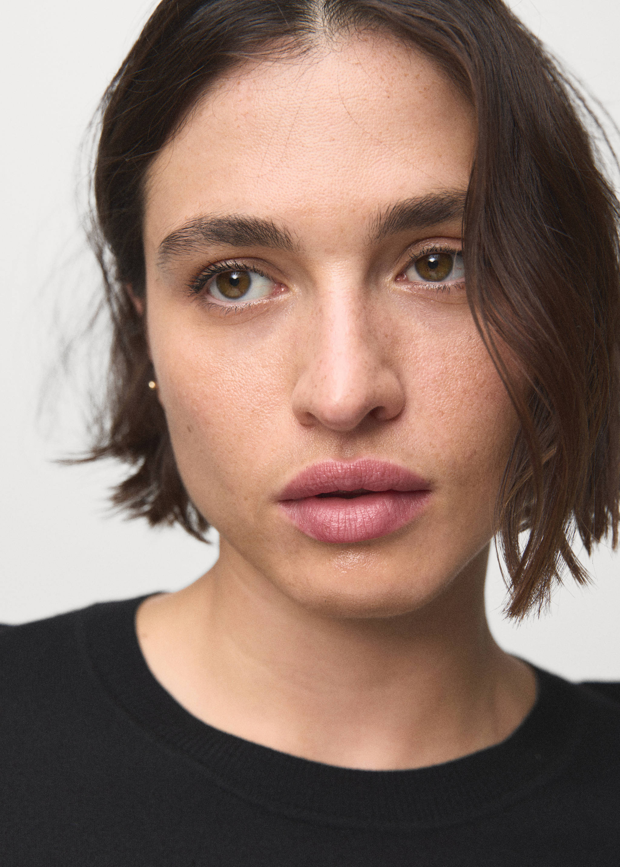 Fine-knit crew-neck sweater - Details of the article 4