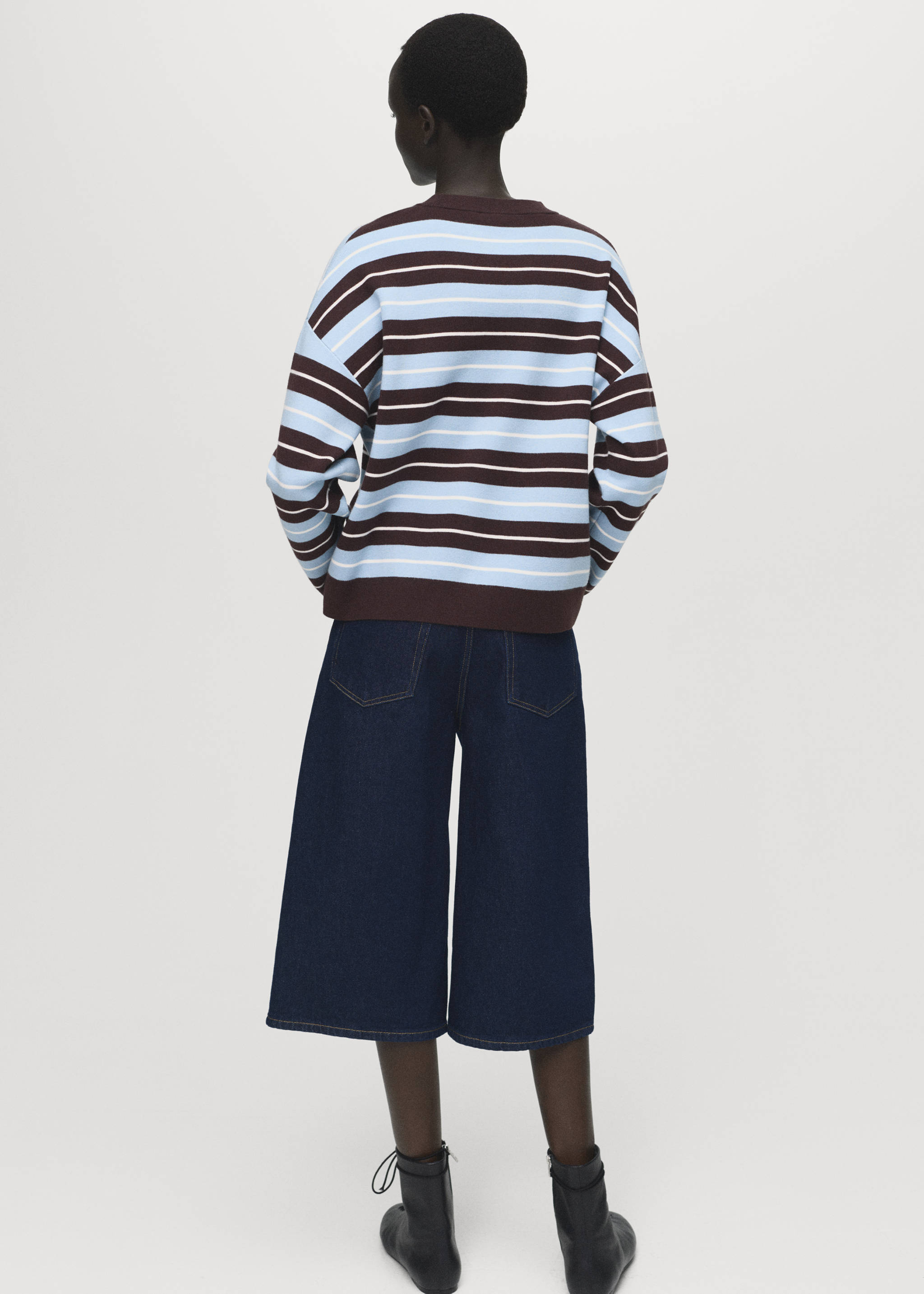 Oversized striped sweater - Reverse of the article