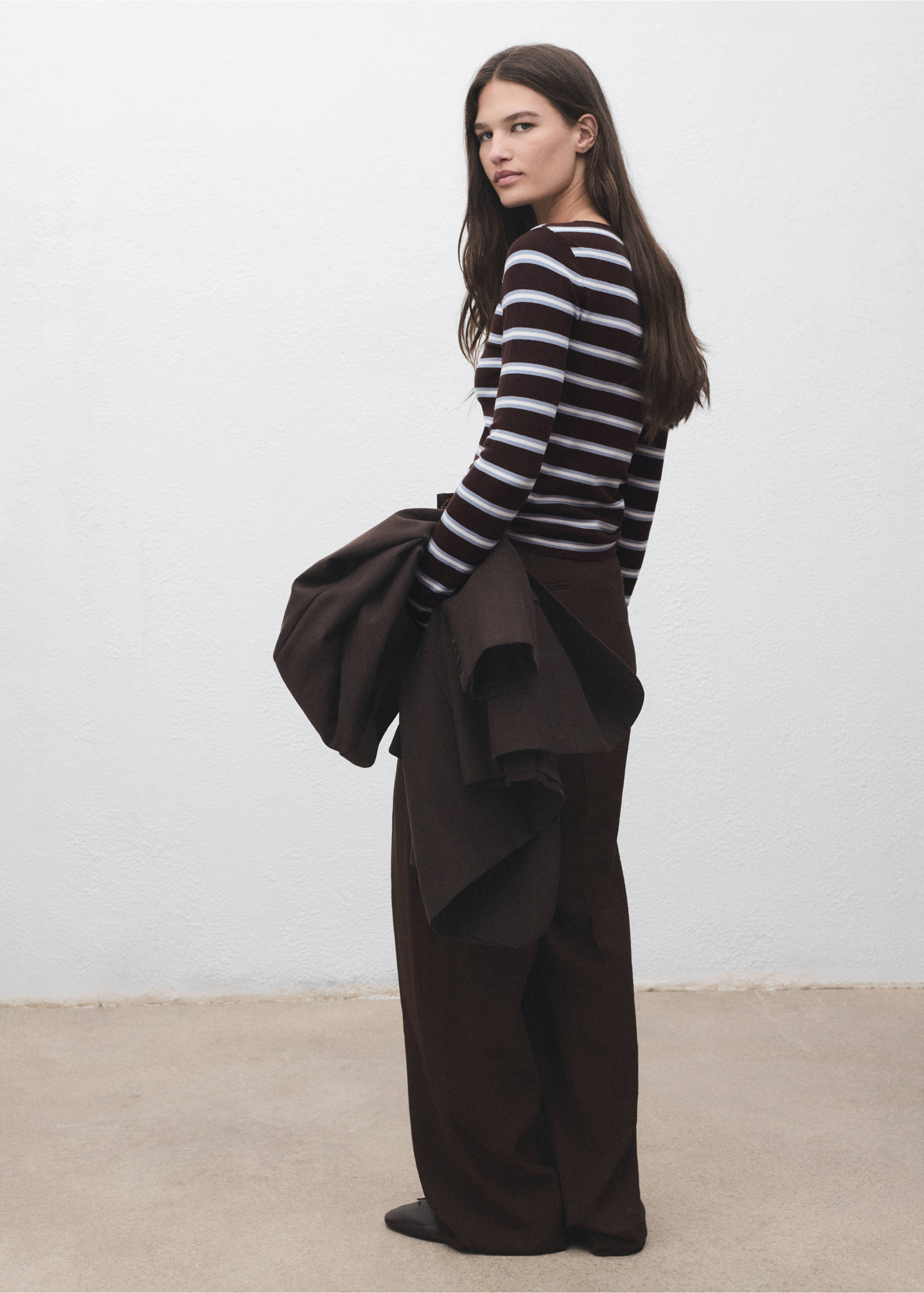Striped fine knit sweater - Reverse of the article, Chocolate. Ref: 17005820-00.