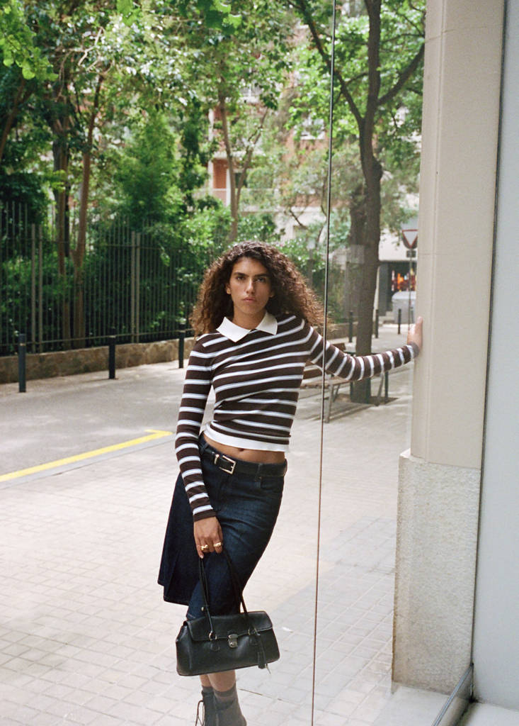 Striped fine knit sweater — Chocolate