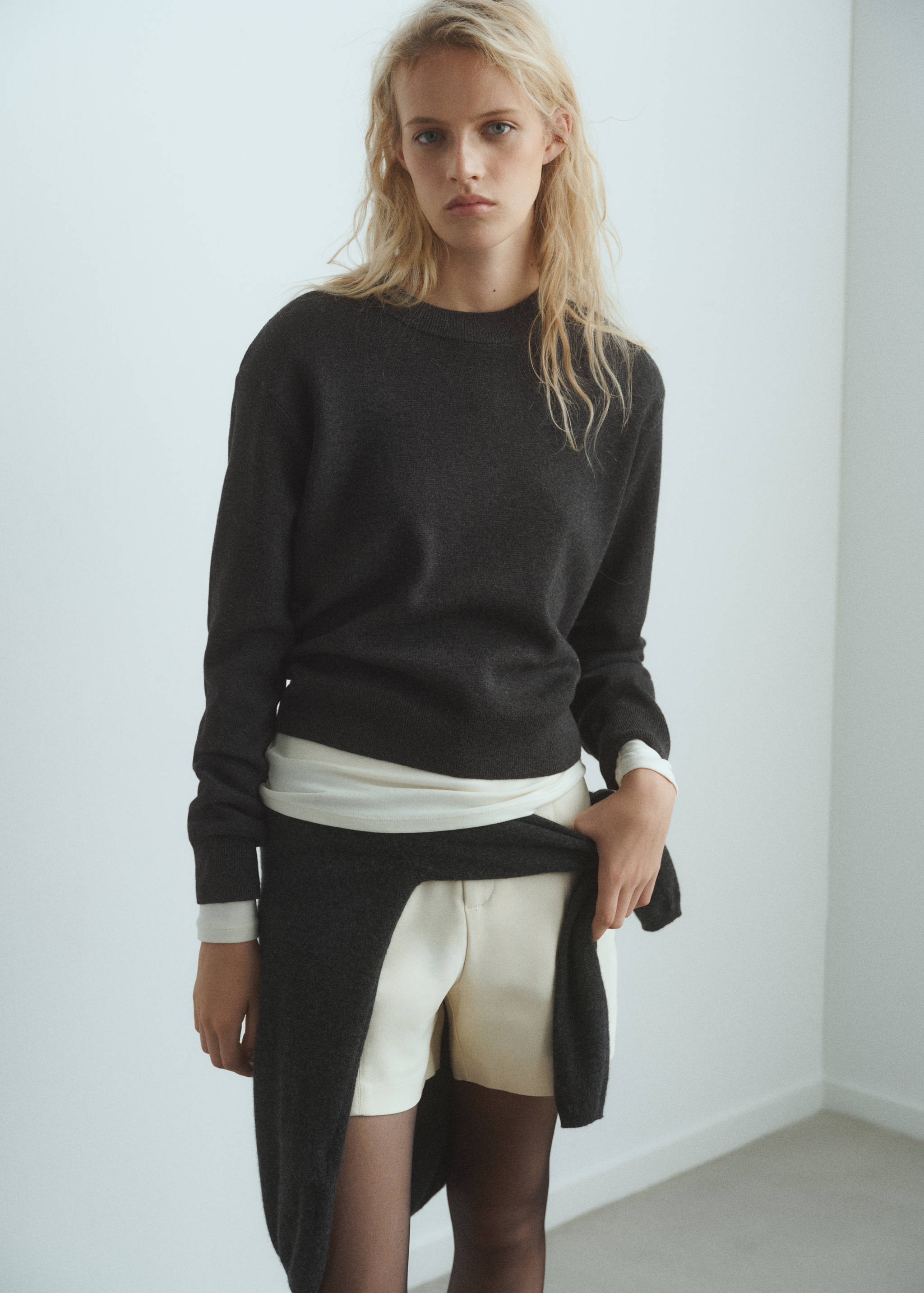 Knitted wool blend sweater - Medium plane