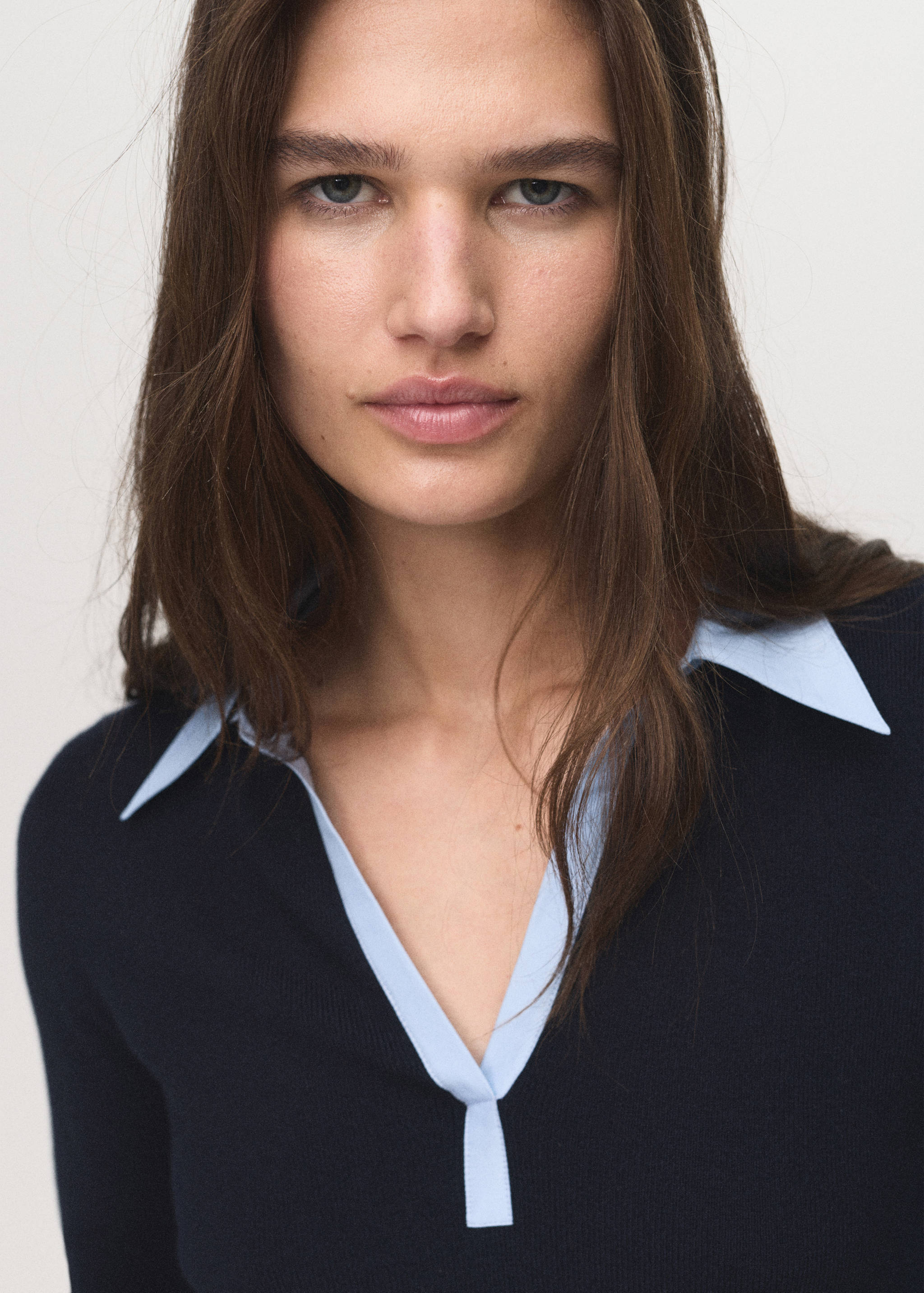 Combined shirt-collar sweater - Details of the article 1