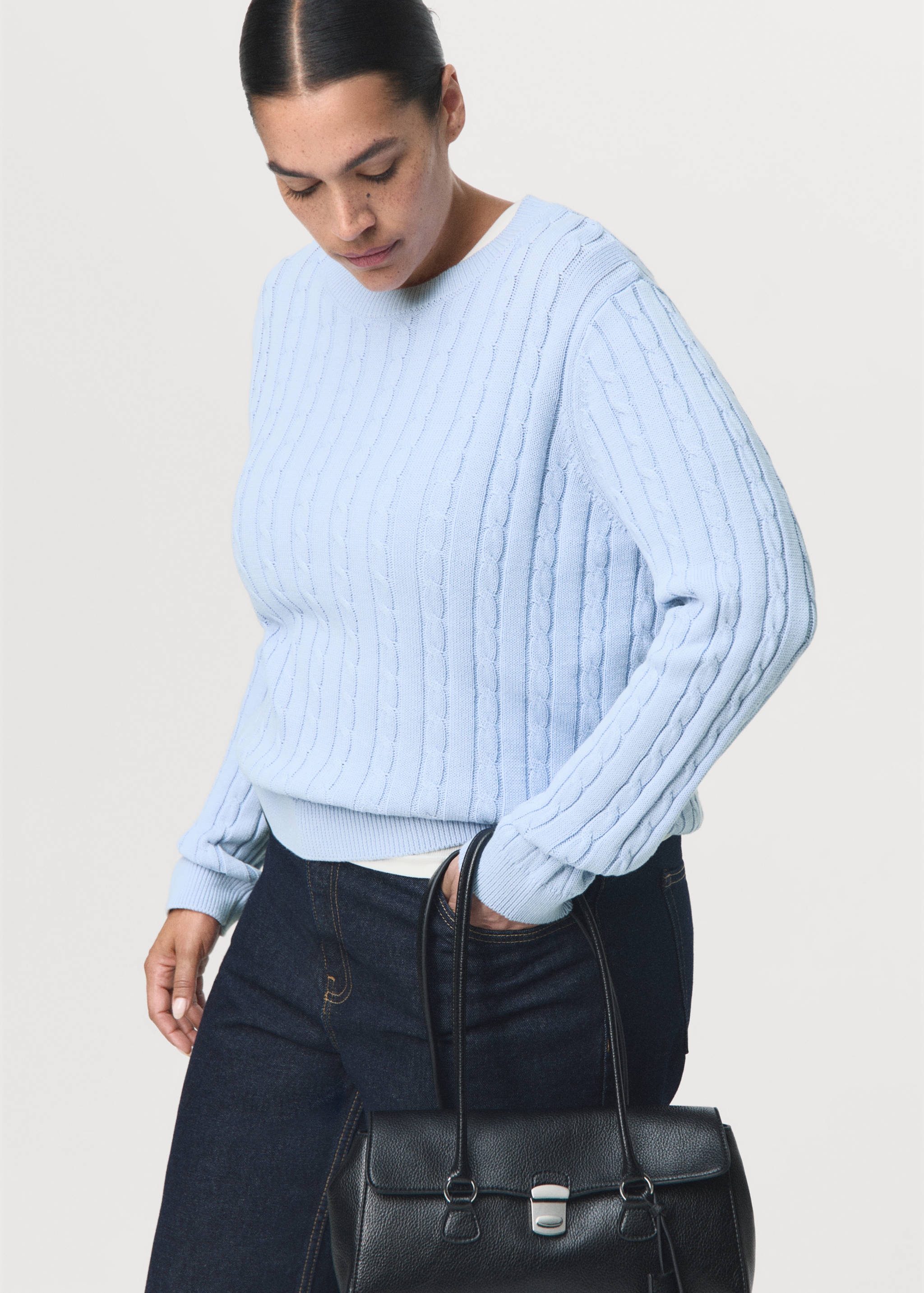 Camisola malha trançada - Pormenor do artigo 5