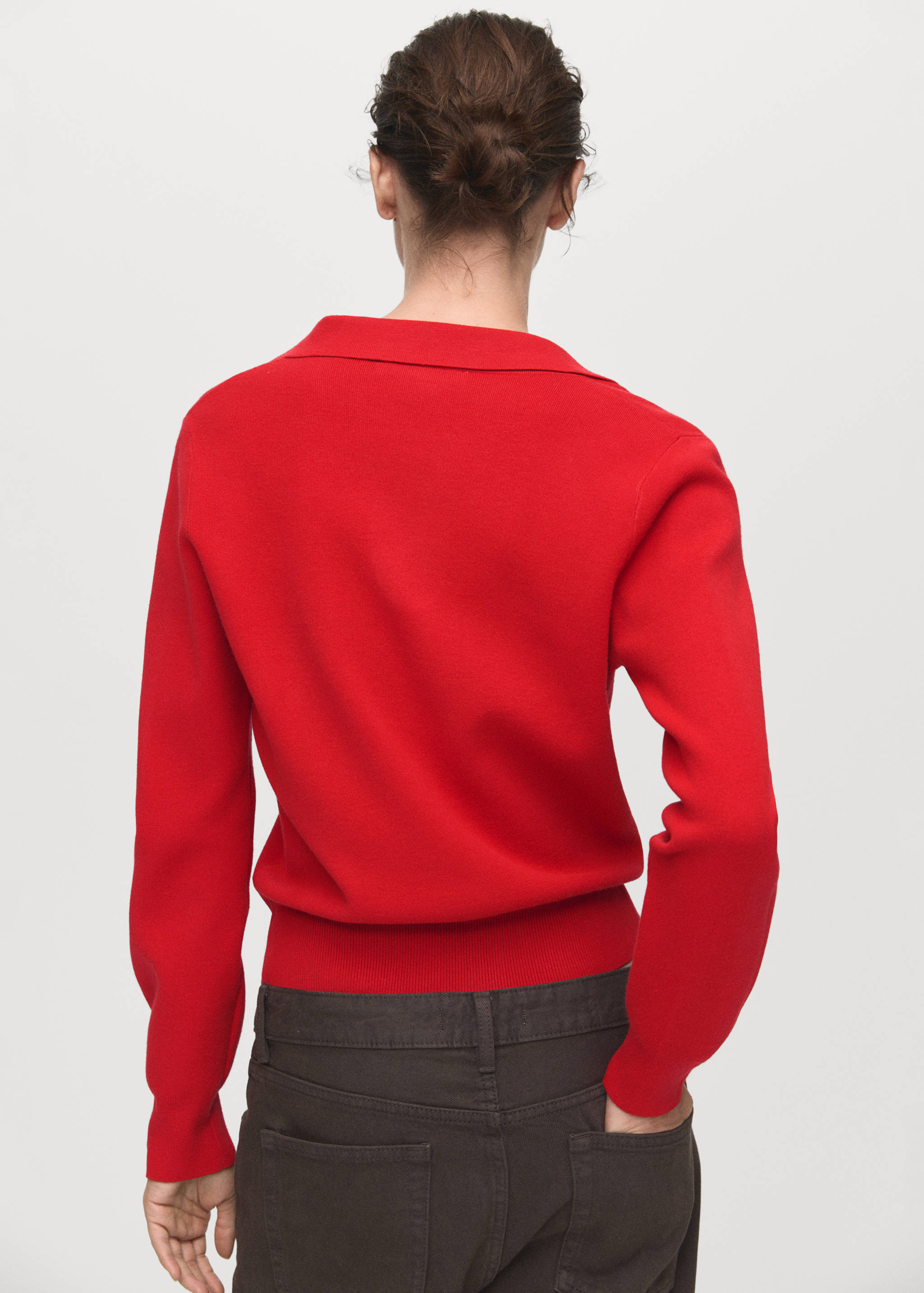 Fine-knit V-neck sweater - Reverse of the article