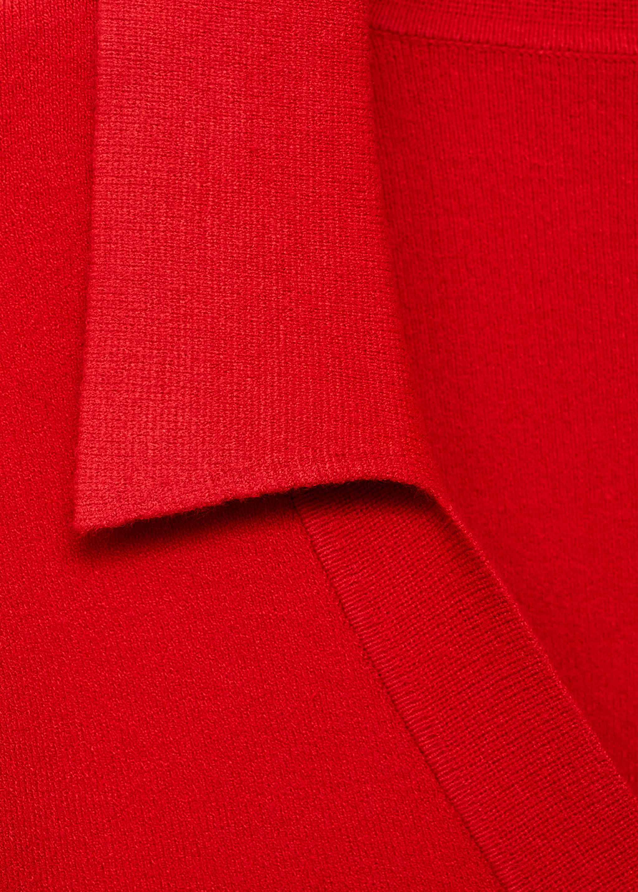 Fine-knit V-neck sweater - Details of the article 0
