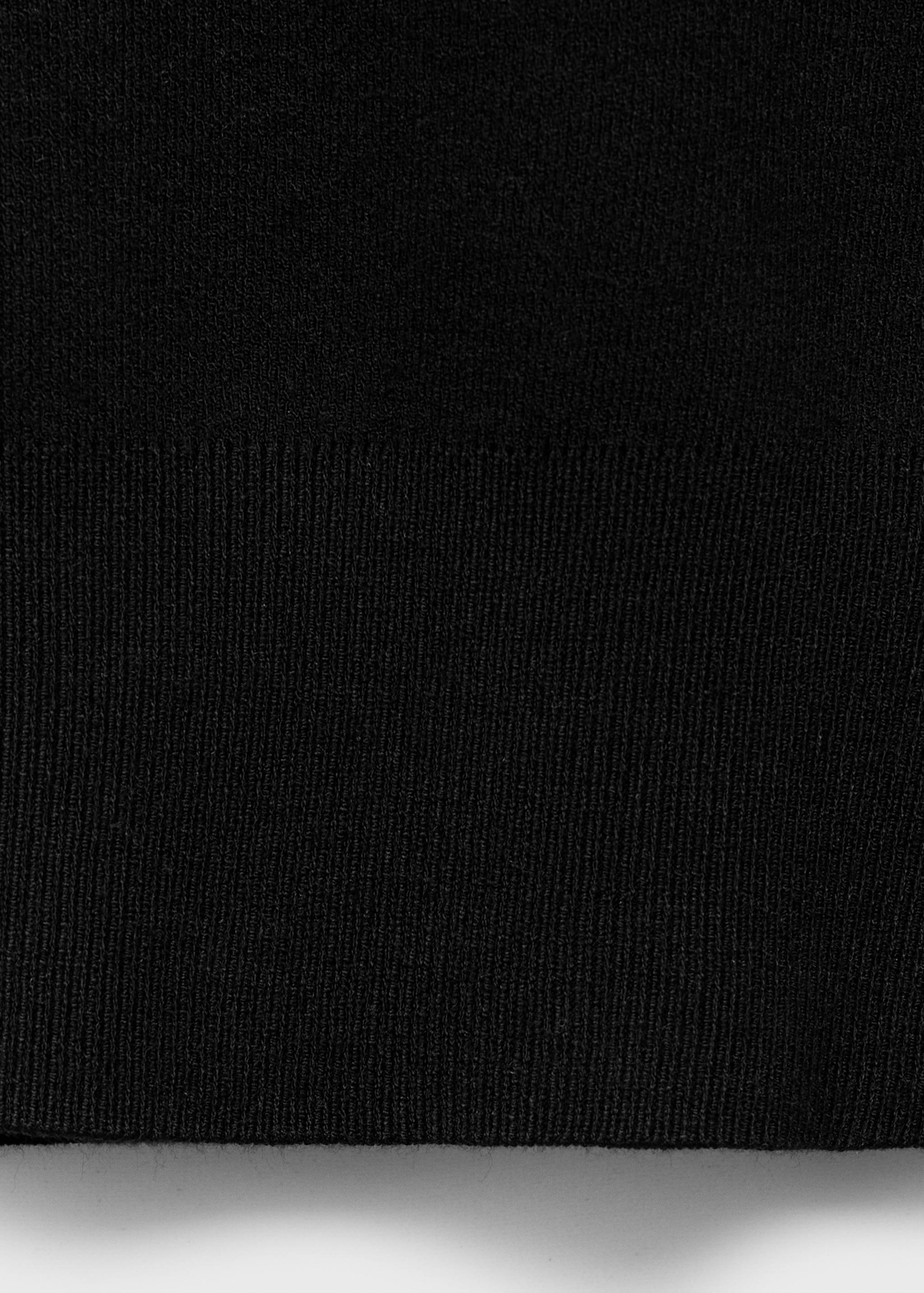 Fine-knit V-neck sweater - Details of the article 0