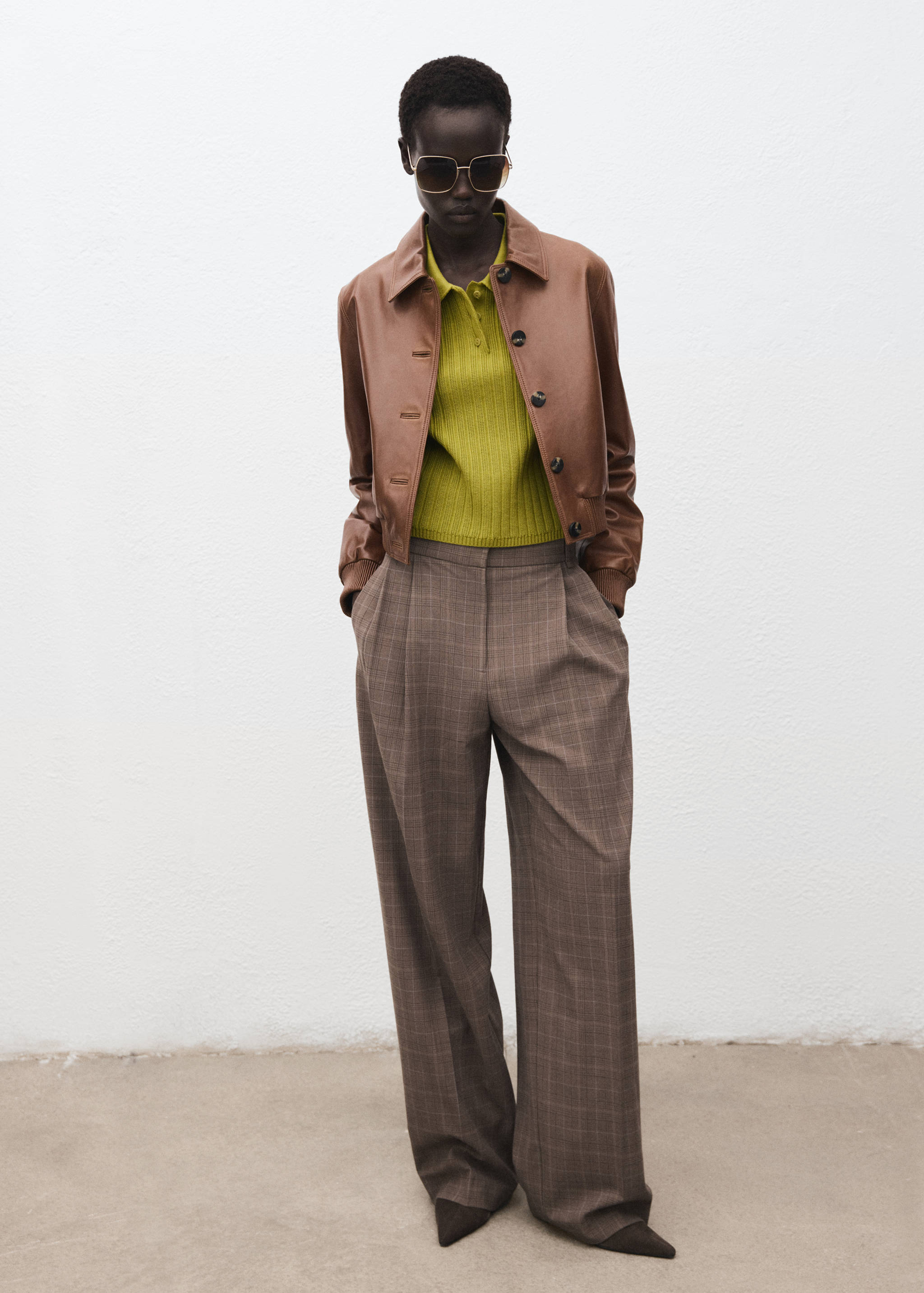 Polo-neck ribbed sweater - General plane