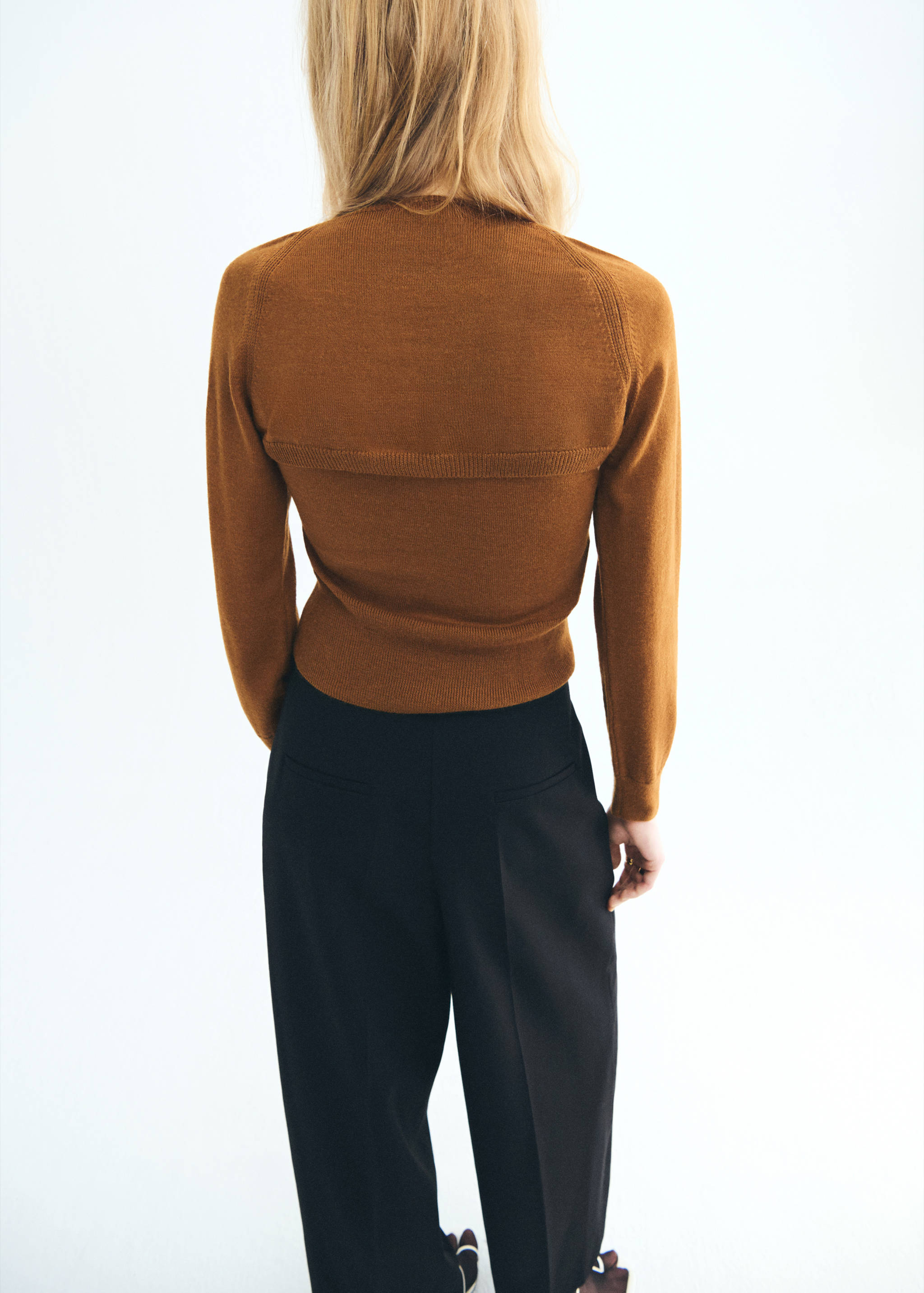 Sweater with cardigan-style detailing - Reverse of the article