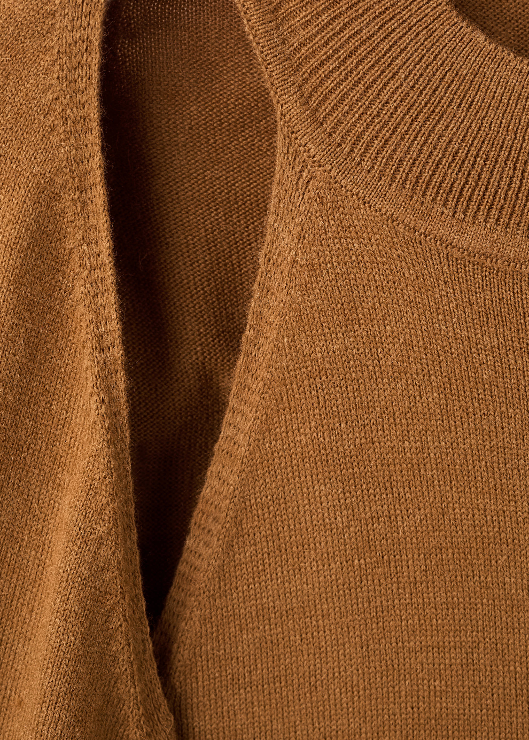 Sweater with cardigan-style detailing - Details of the article 8