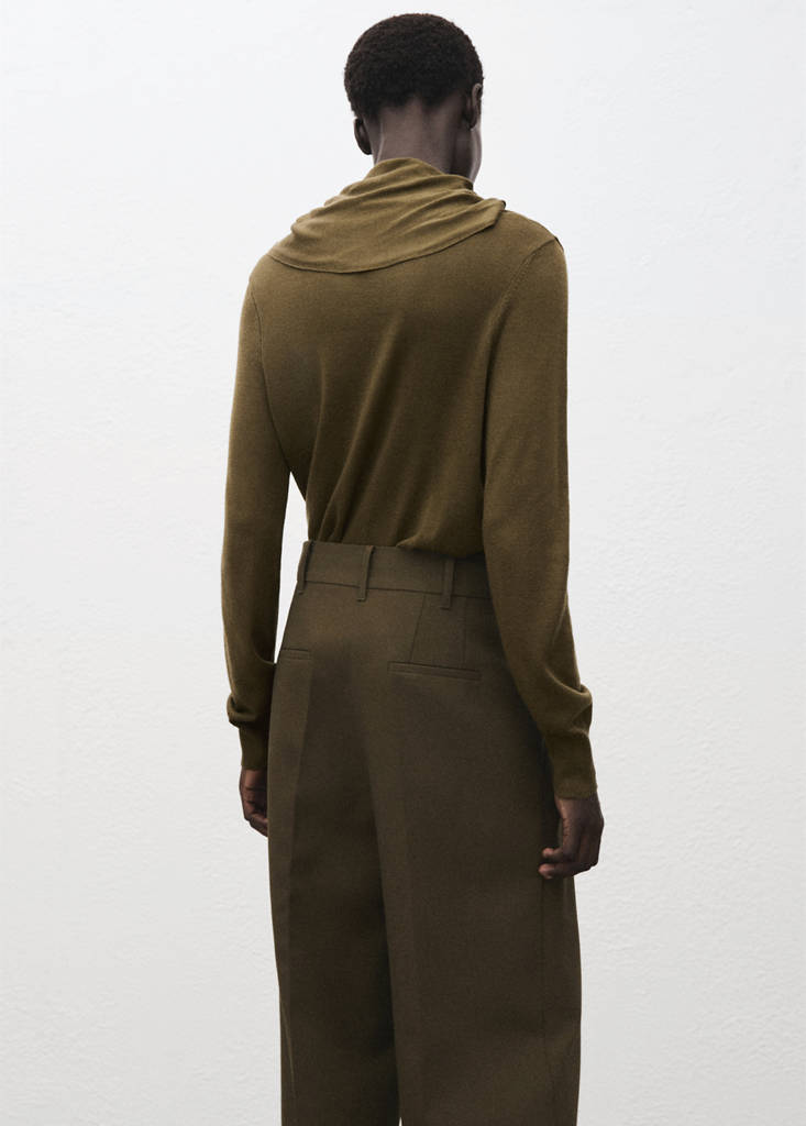 Turtleneck sweater with knot — Olive Green