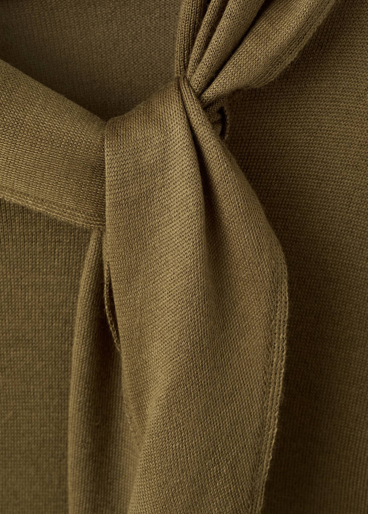Turtleneck sweater with knot — Olive Green