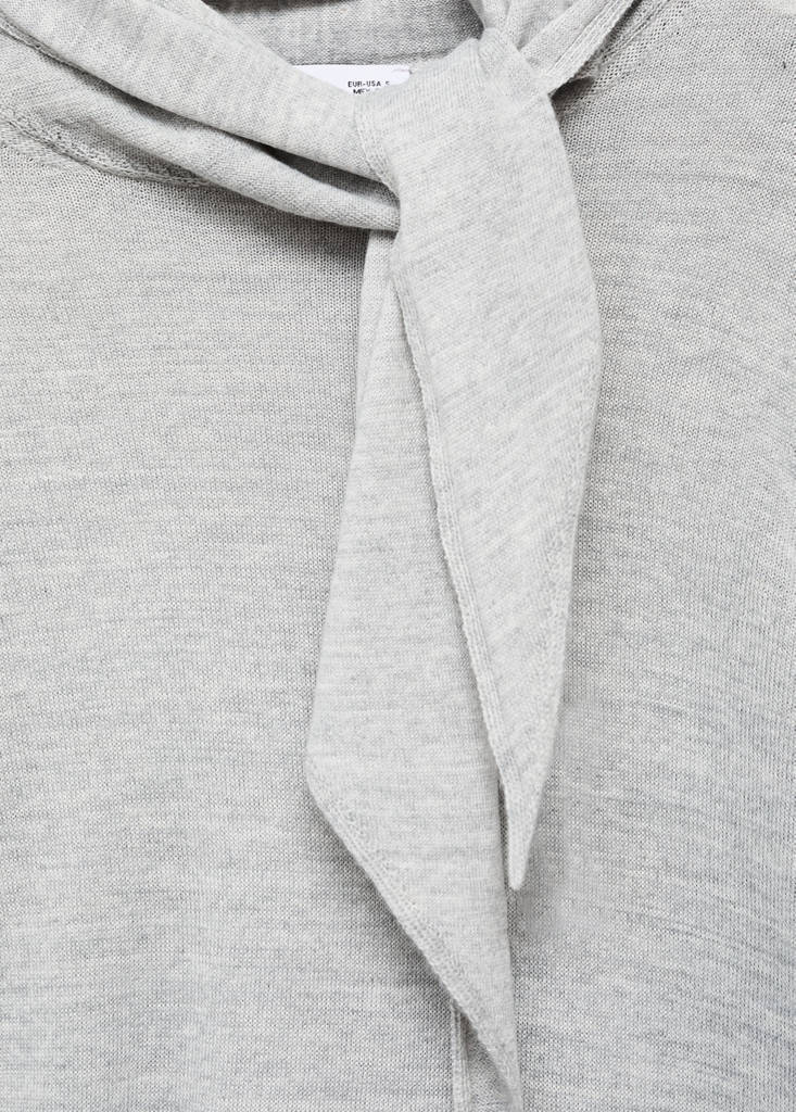 Turtleneck sweater with knot — Grey