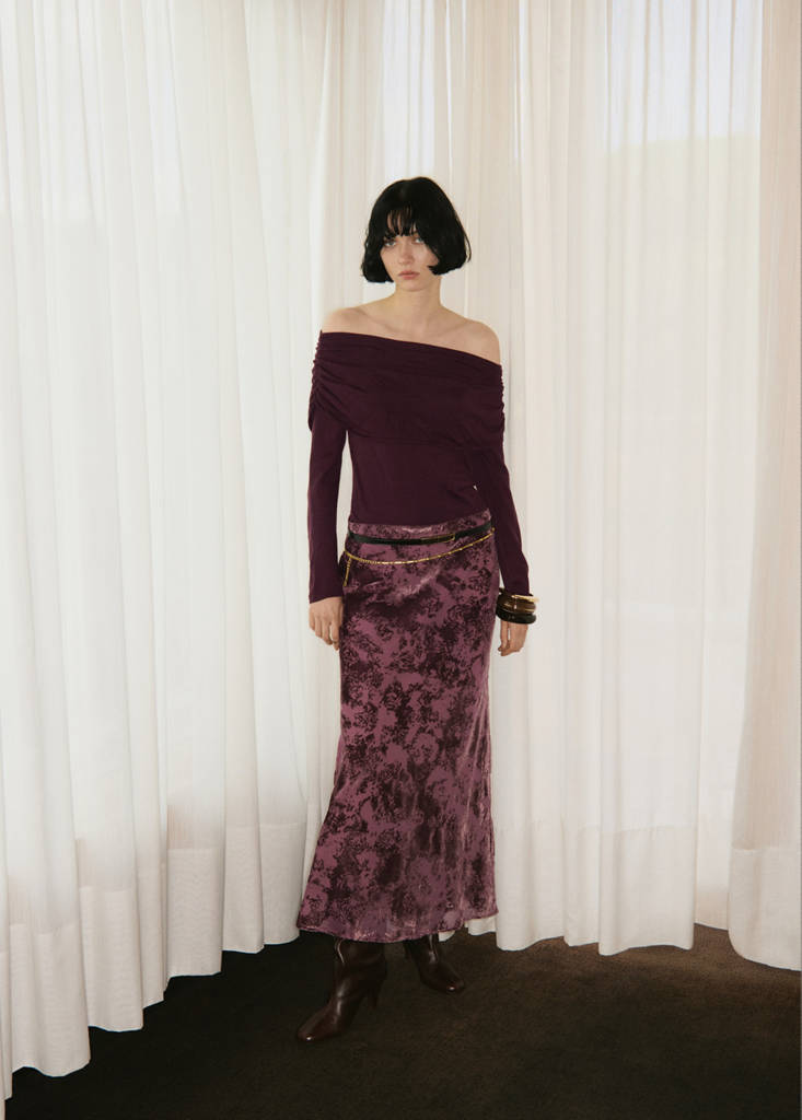 Fitted sweater with draped neckline — Wine
