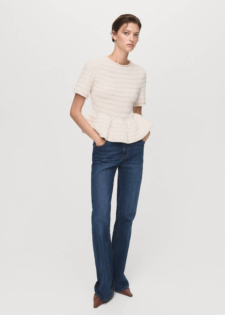 Textured sweater with ruffles — Ecru