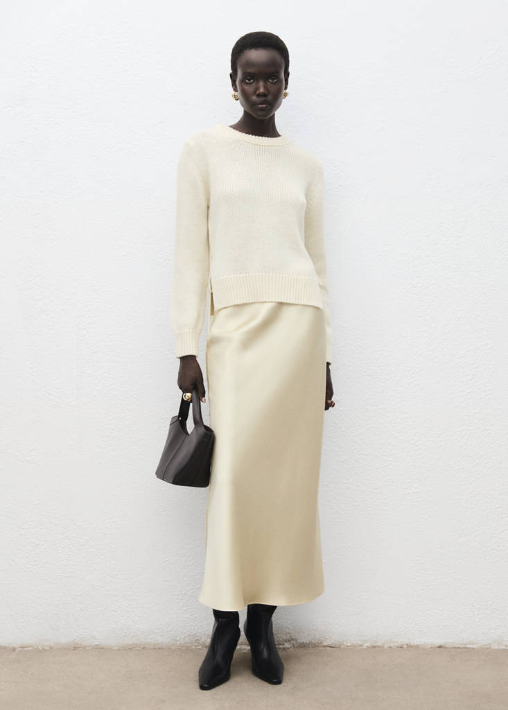 Knitted sweater with tie slits — Ecru