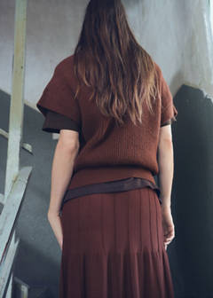 Perkins-neck short-sleeved sweater — Brown 3