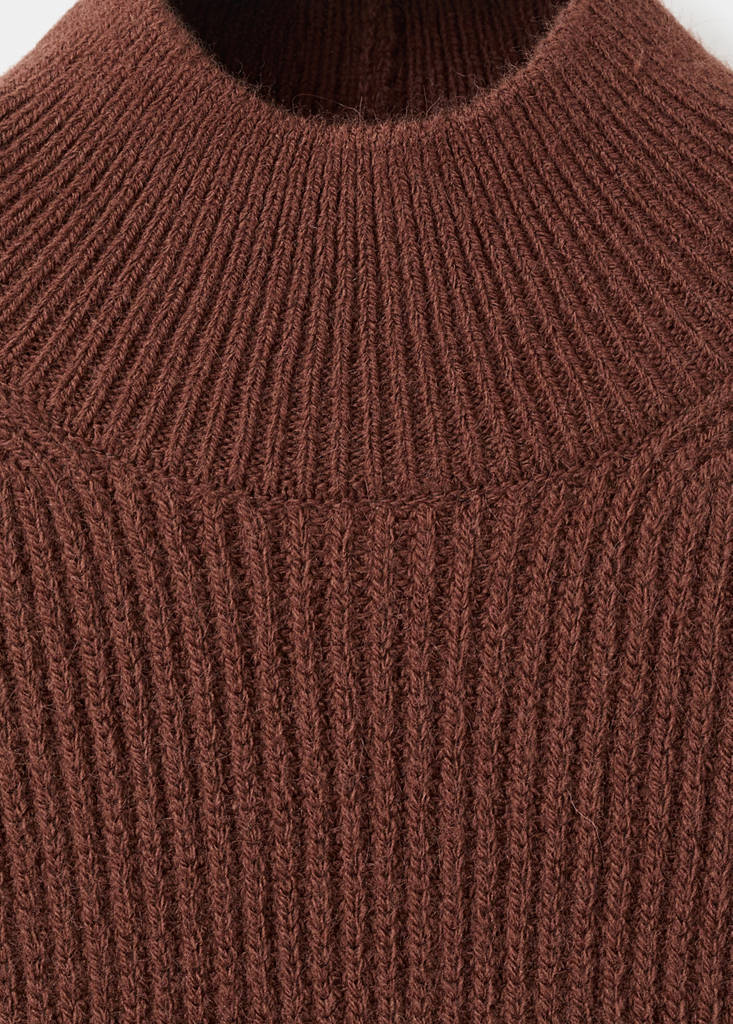 Perkins-neck short-sleeved sweater — Brown