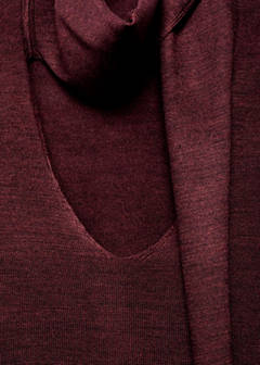 V-neck sweater with scarf — Wine 6