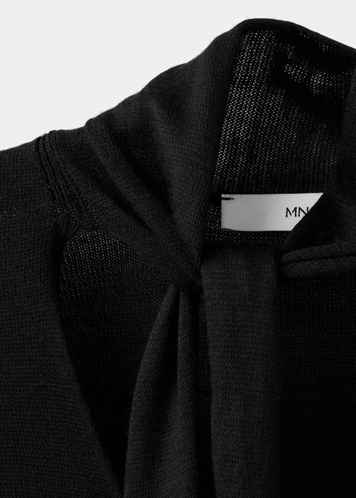 V-neck sweater with scarf — Black