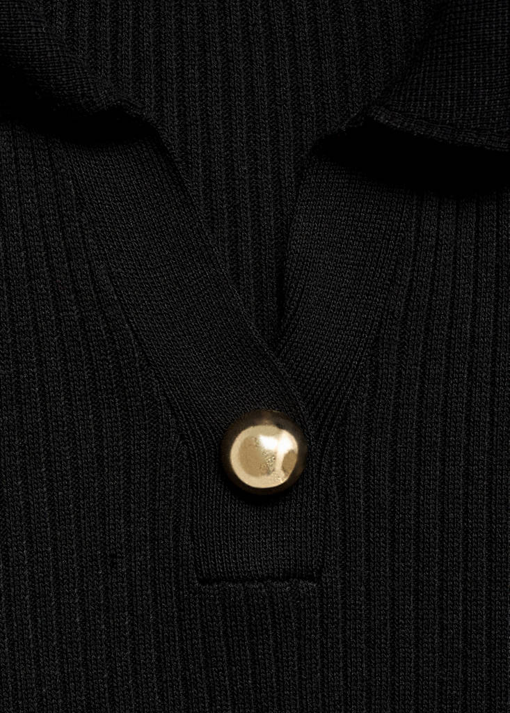 Ribbed sweater with jewel button — Black