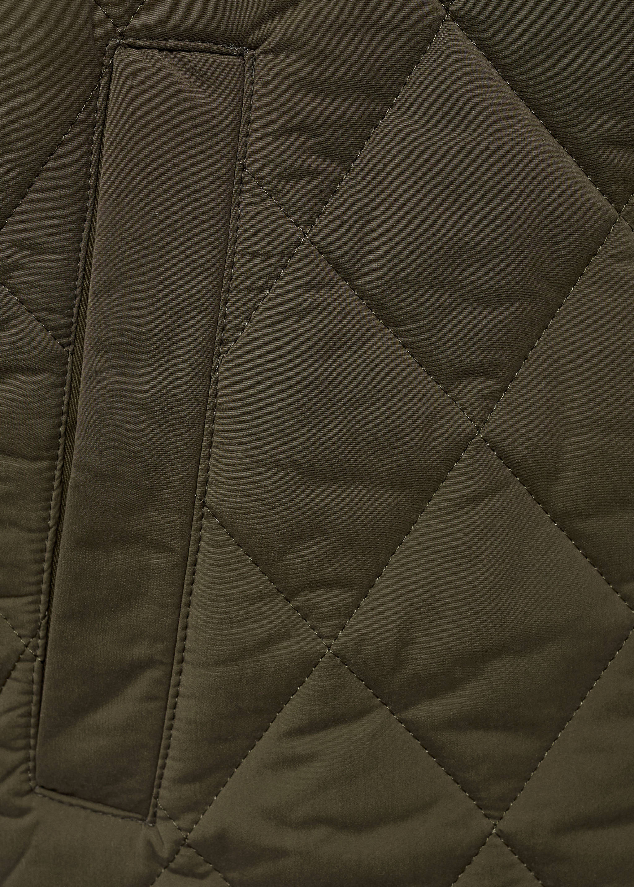 Quilted water repellent jacket - Details of the article 0
