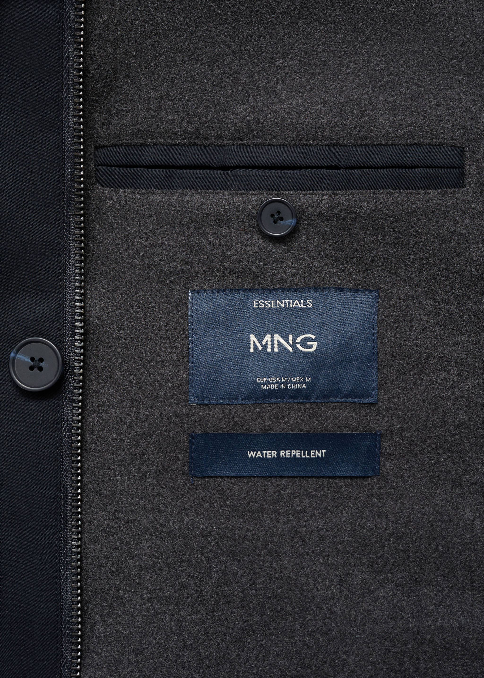 Water-repellent jacket with corduroy collar - Details of the article 0