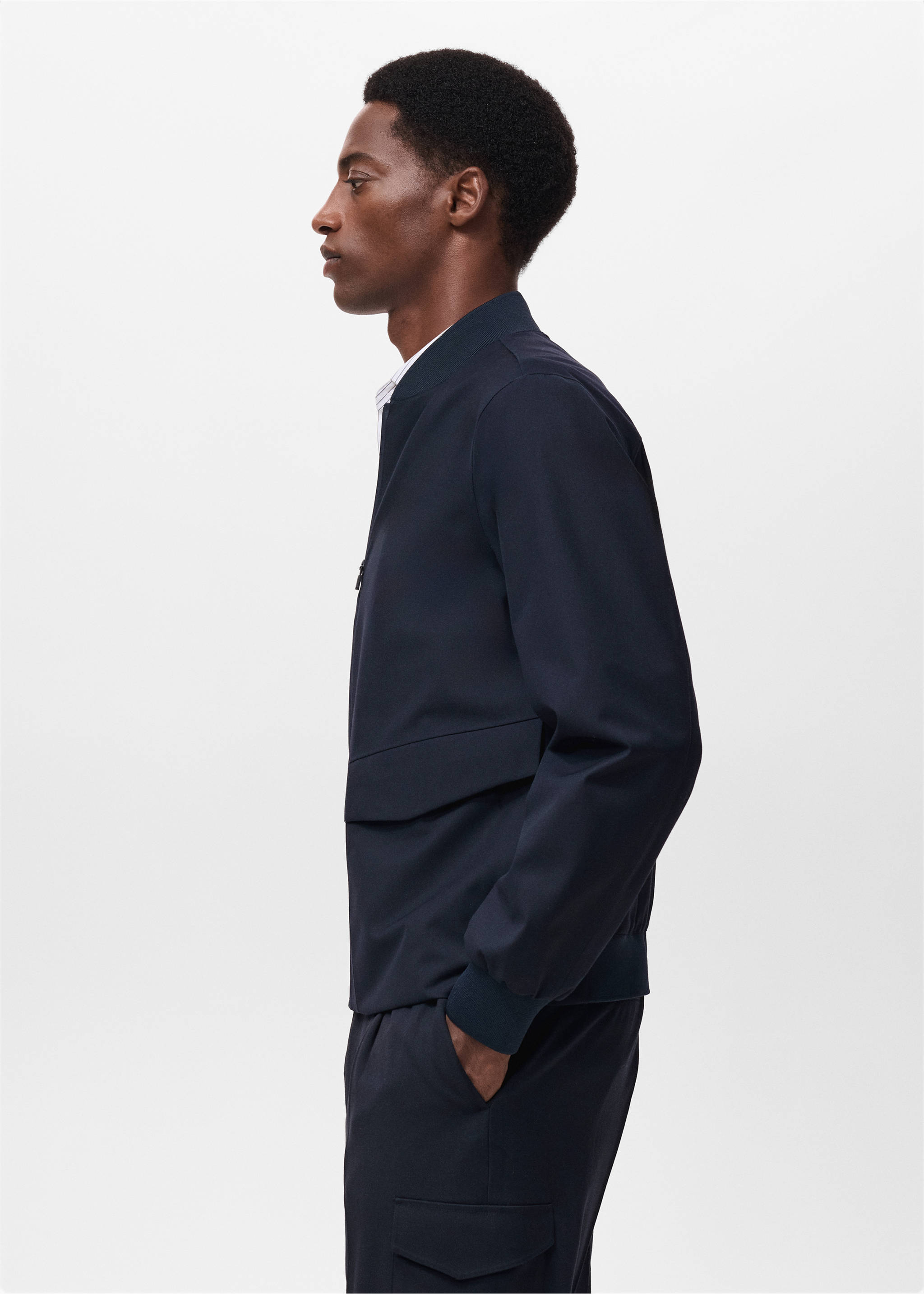 Veste bomber format compact waterproof - Détail de l'article 2, Bleu marine. Ref: 17005976-00.