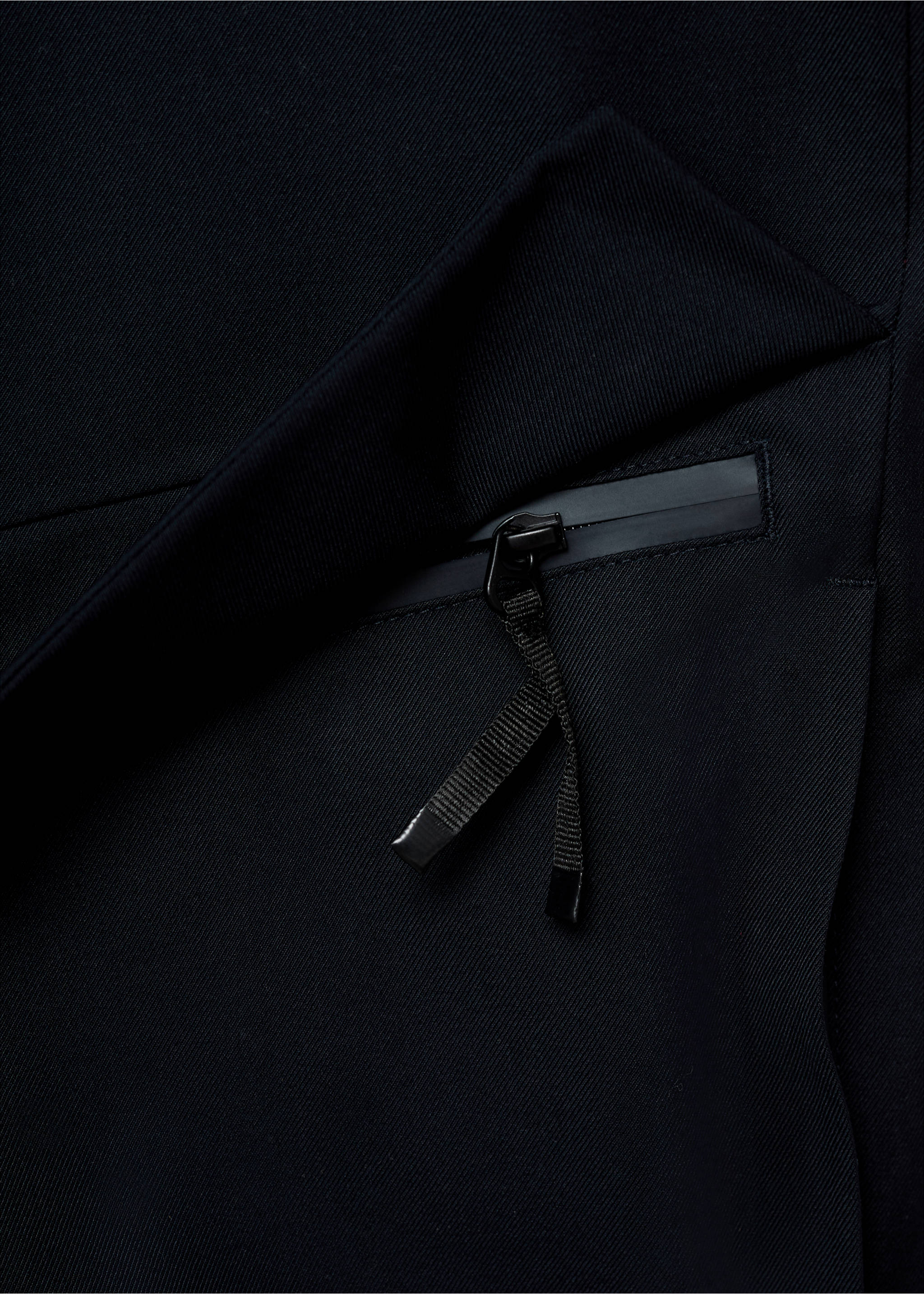 Veste bomber format compact waterproof - Détail de l'article 8, Bleu marine. Ref: 17005976-00.