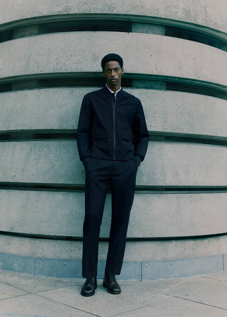 Packable water-repellent bomber jacket — Navy