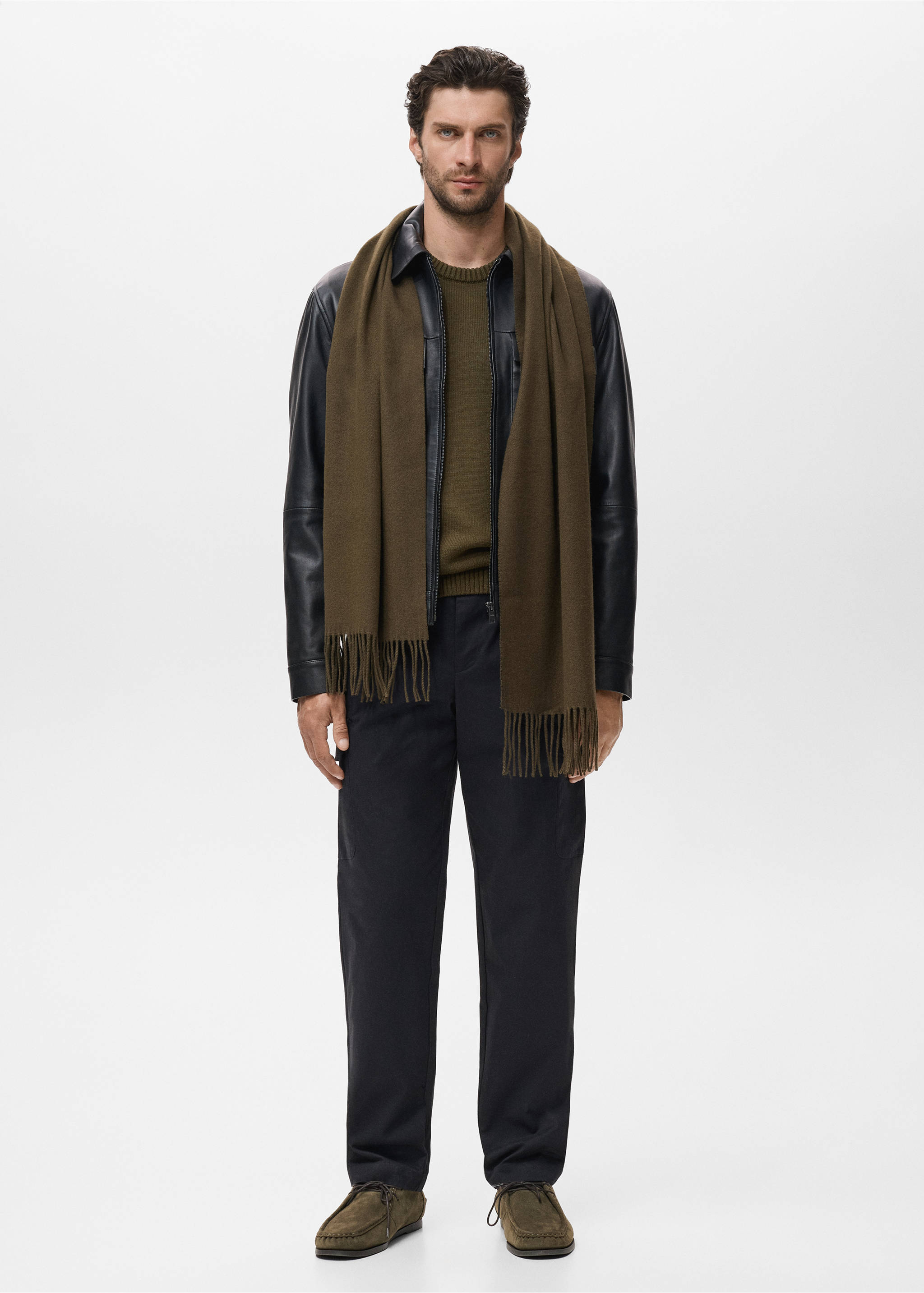 Fine-knit sweater - General plane, Olive Green. Ref: 17005980-00.