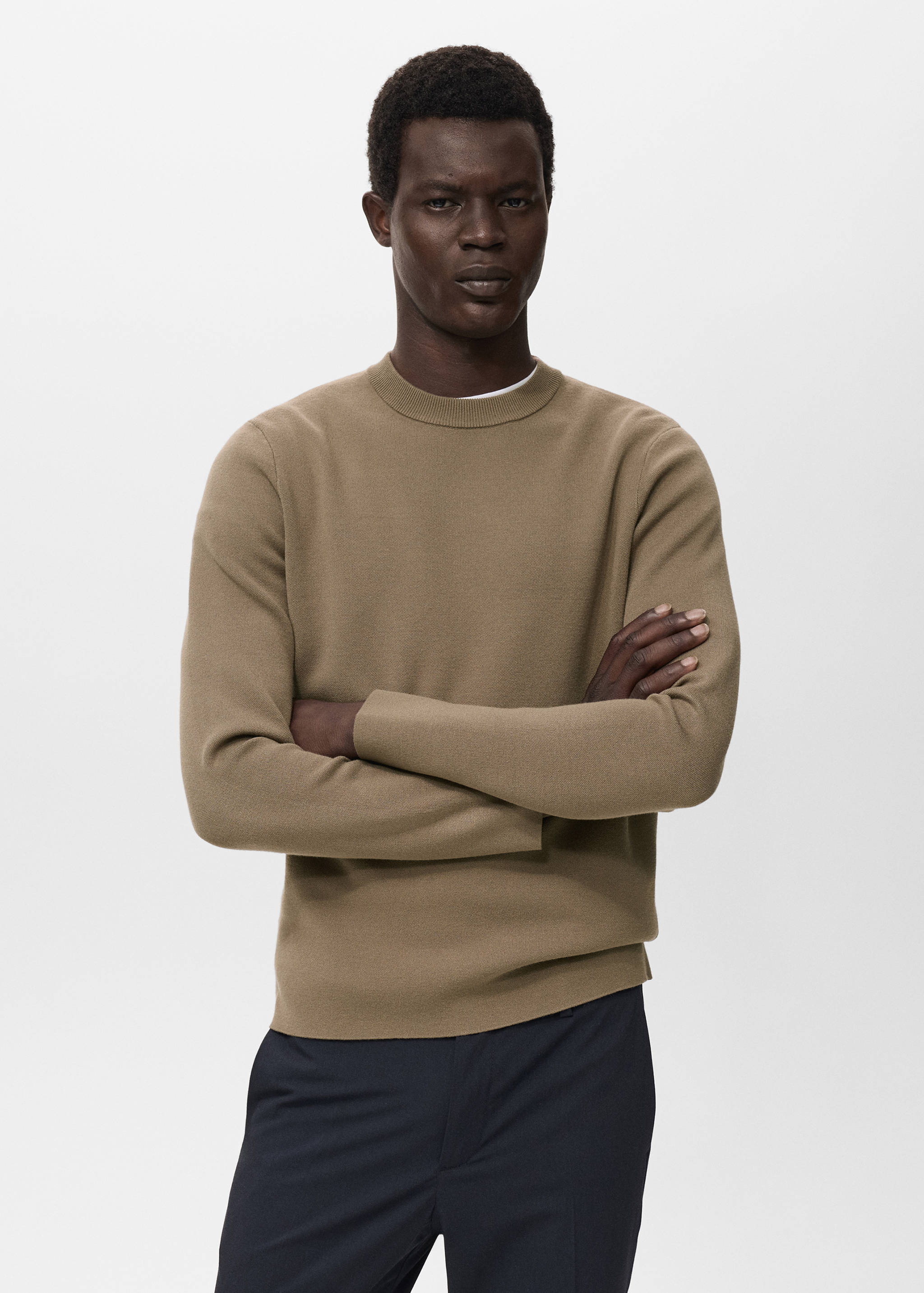 Medium-knit regular-fit sweater - Medium plane
