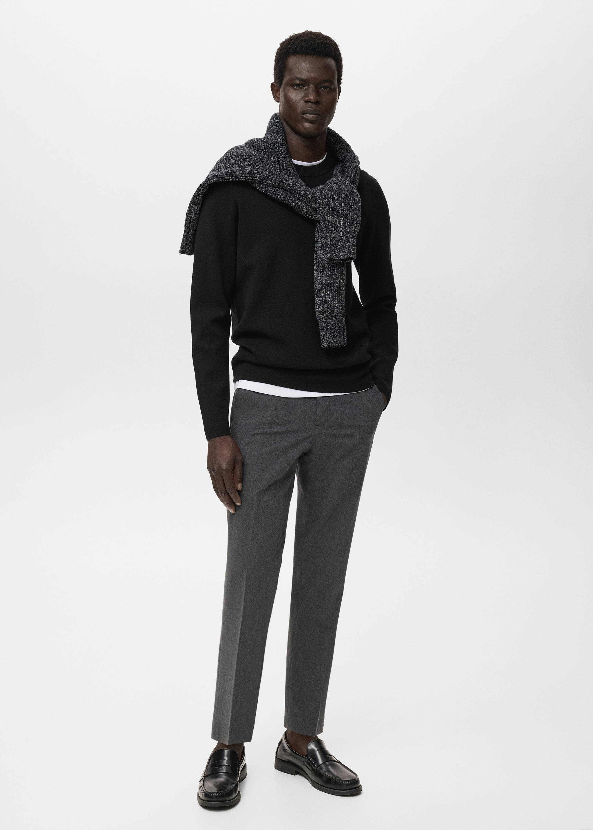 Medium-knit regular-fit sweater - General plane