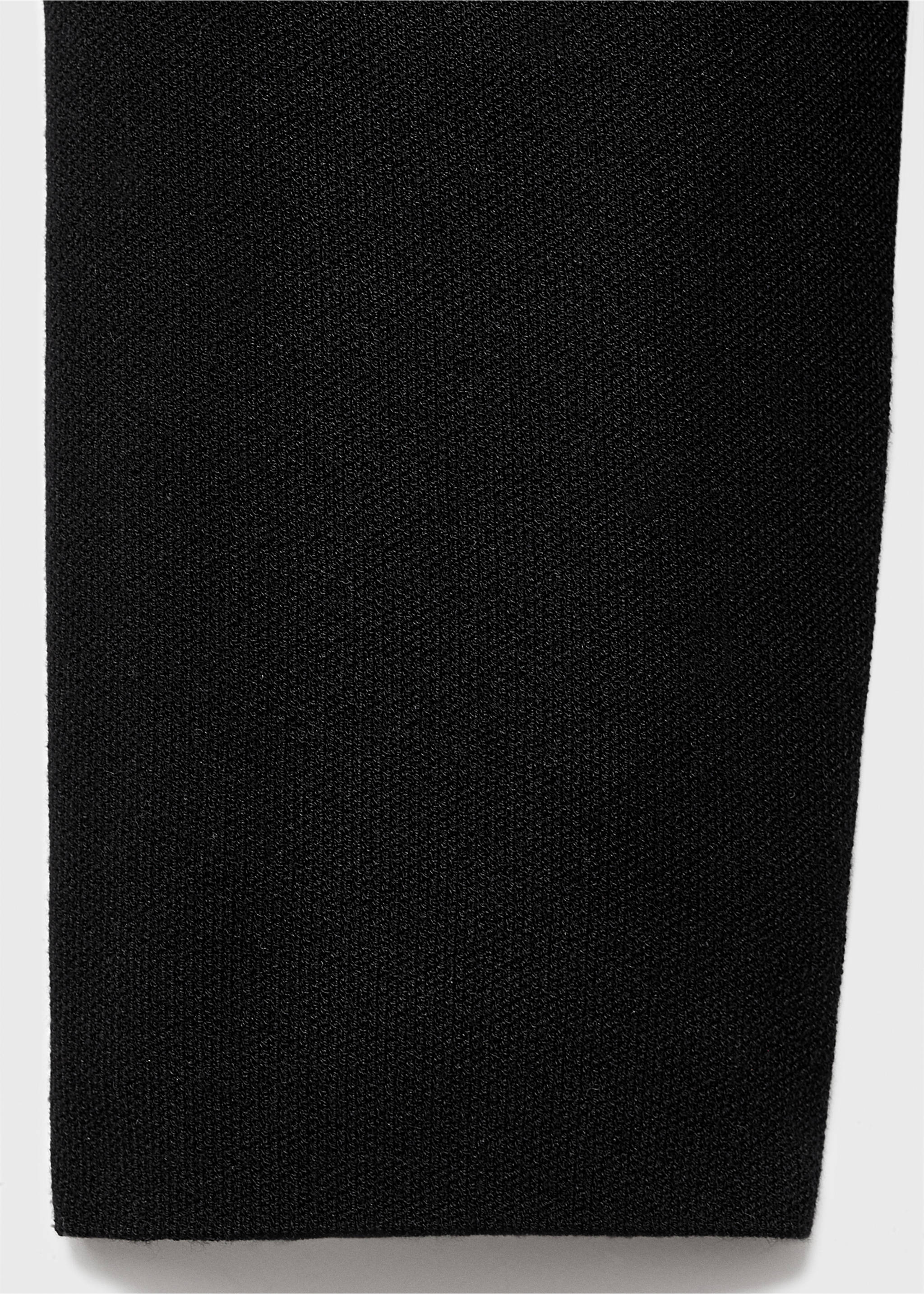 Джемпер средней вязки regular fit - Деталь изделия 0, Черный. Ref: 17005981-00.