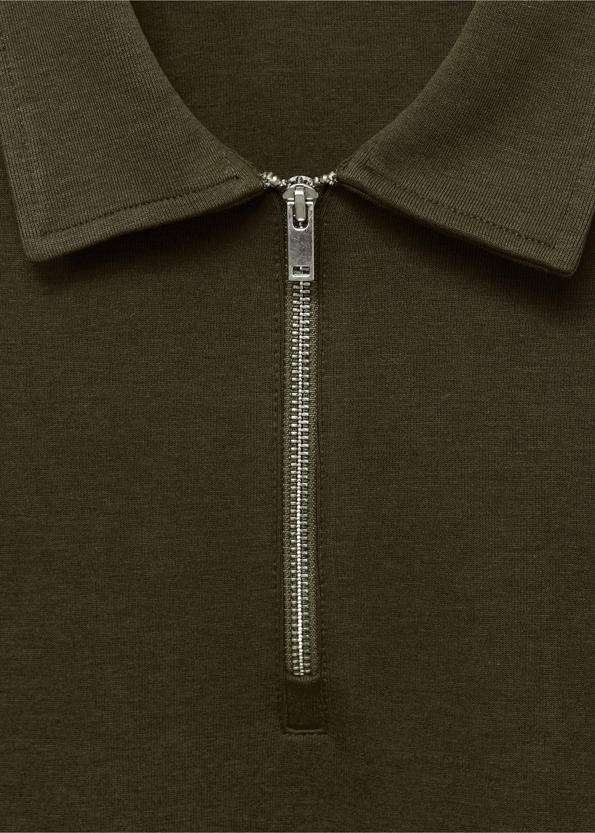 Sudadera regular fit cuello cremallera - Detalle del artículo 8, Oliva. Ref: 17005982-00.
