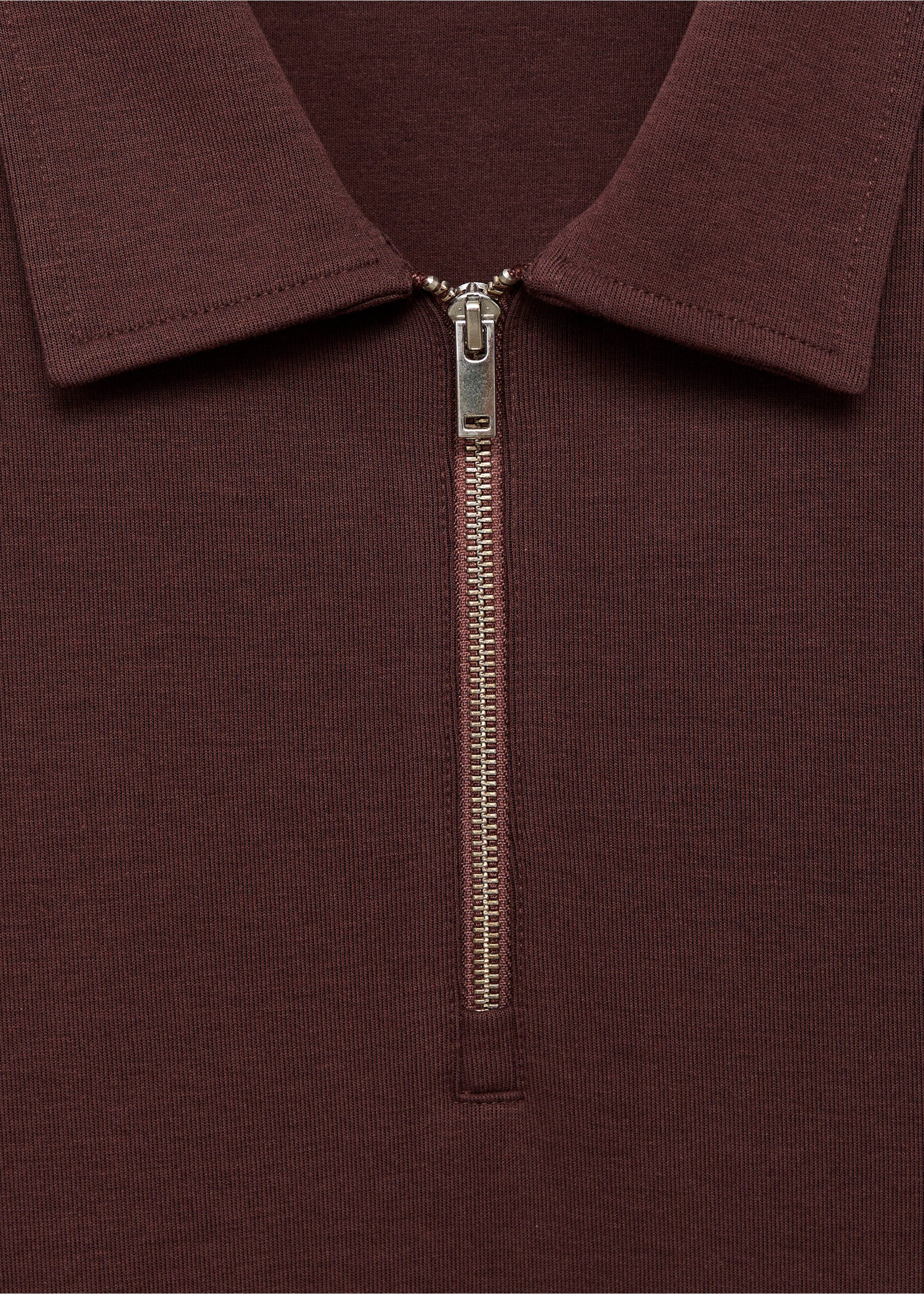 Sudadera regular fit cuello cremallera - Detalle del artículo 8, Vino. Ref: 17005982-00.