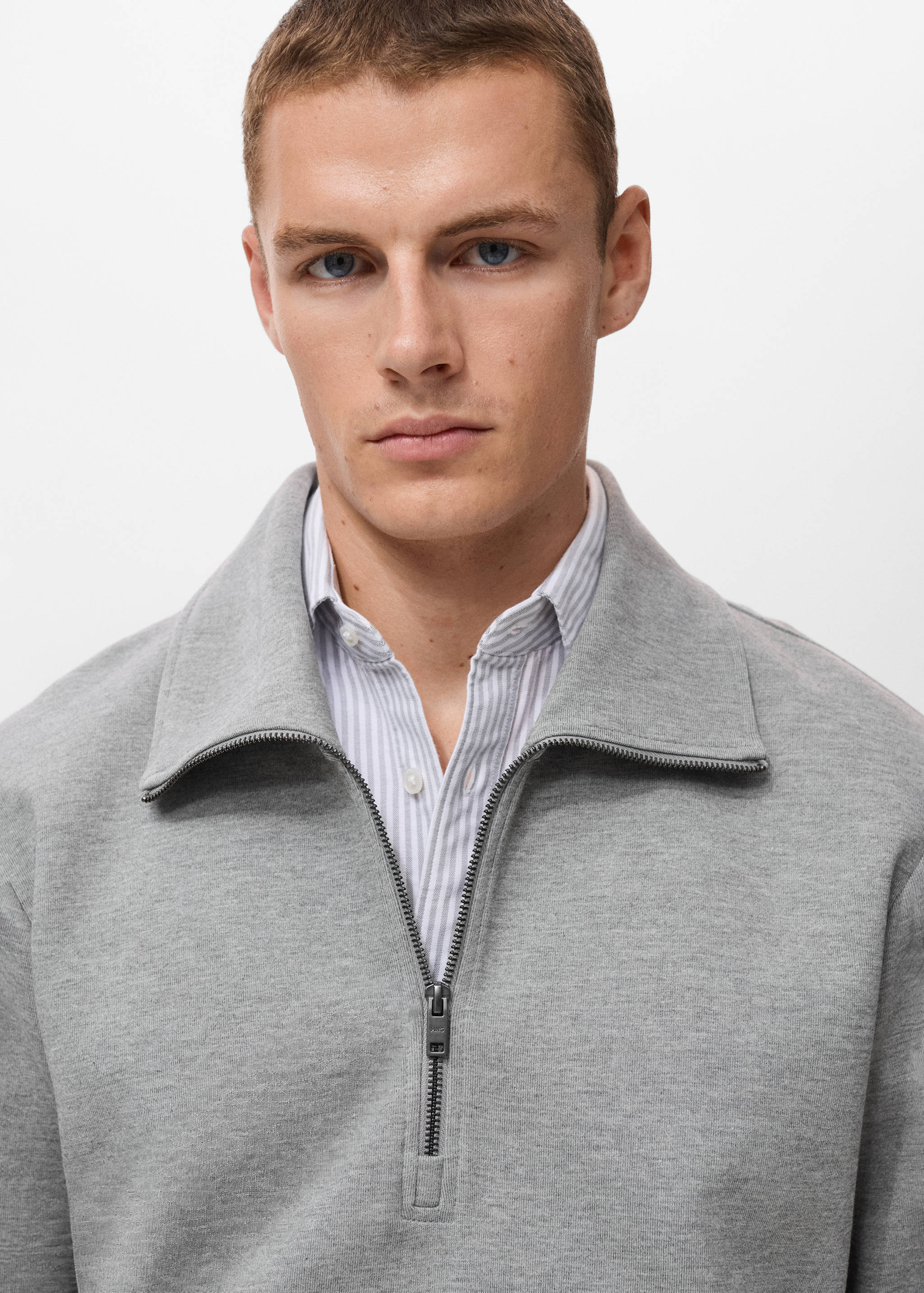 Cotton sweatshirt with zipper neck - Details of the article 1