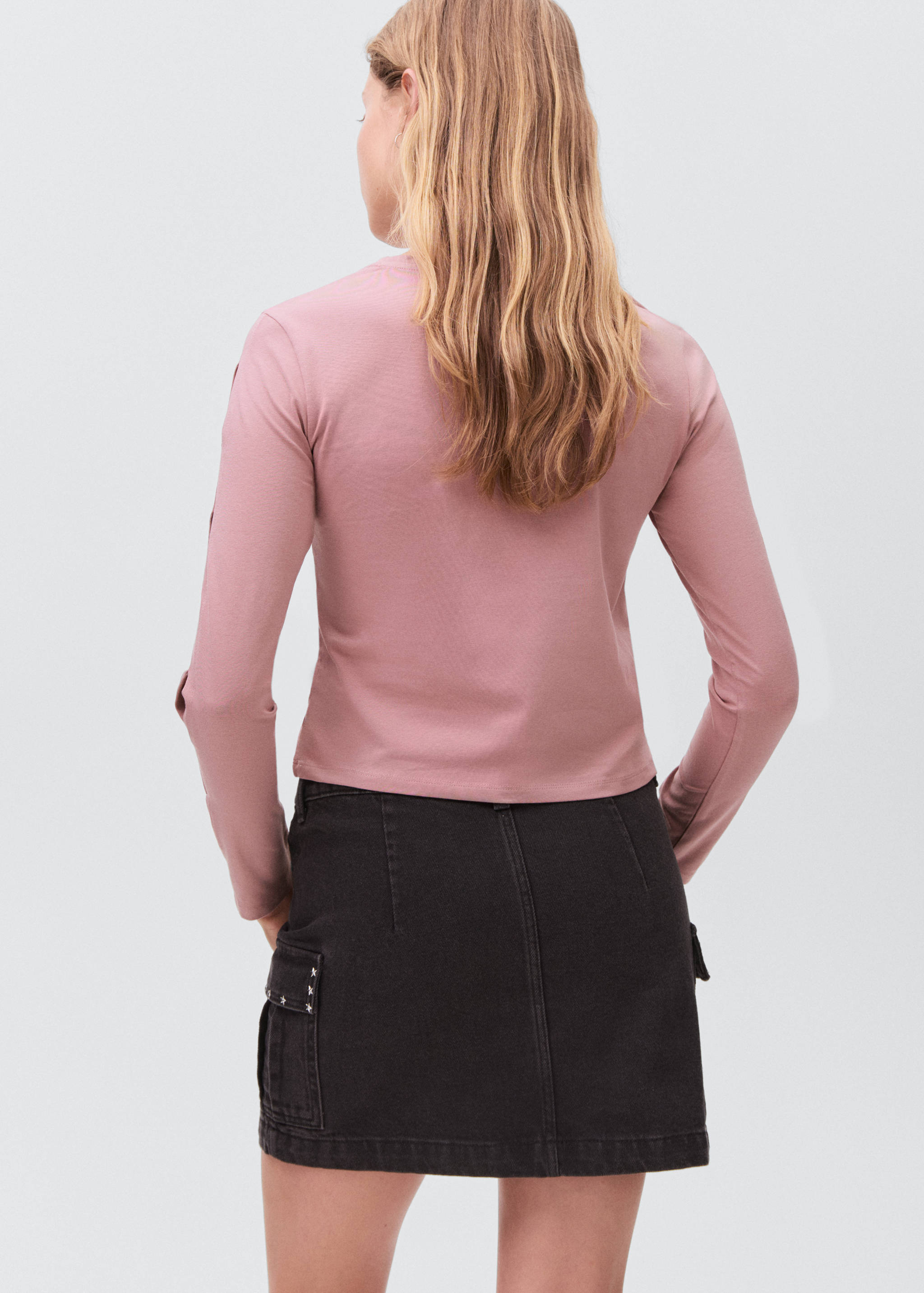 قميص مقصوص - الجهة الخلفية للمنتج