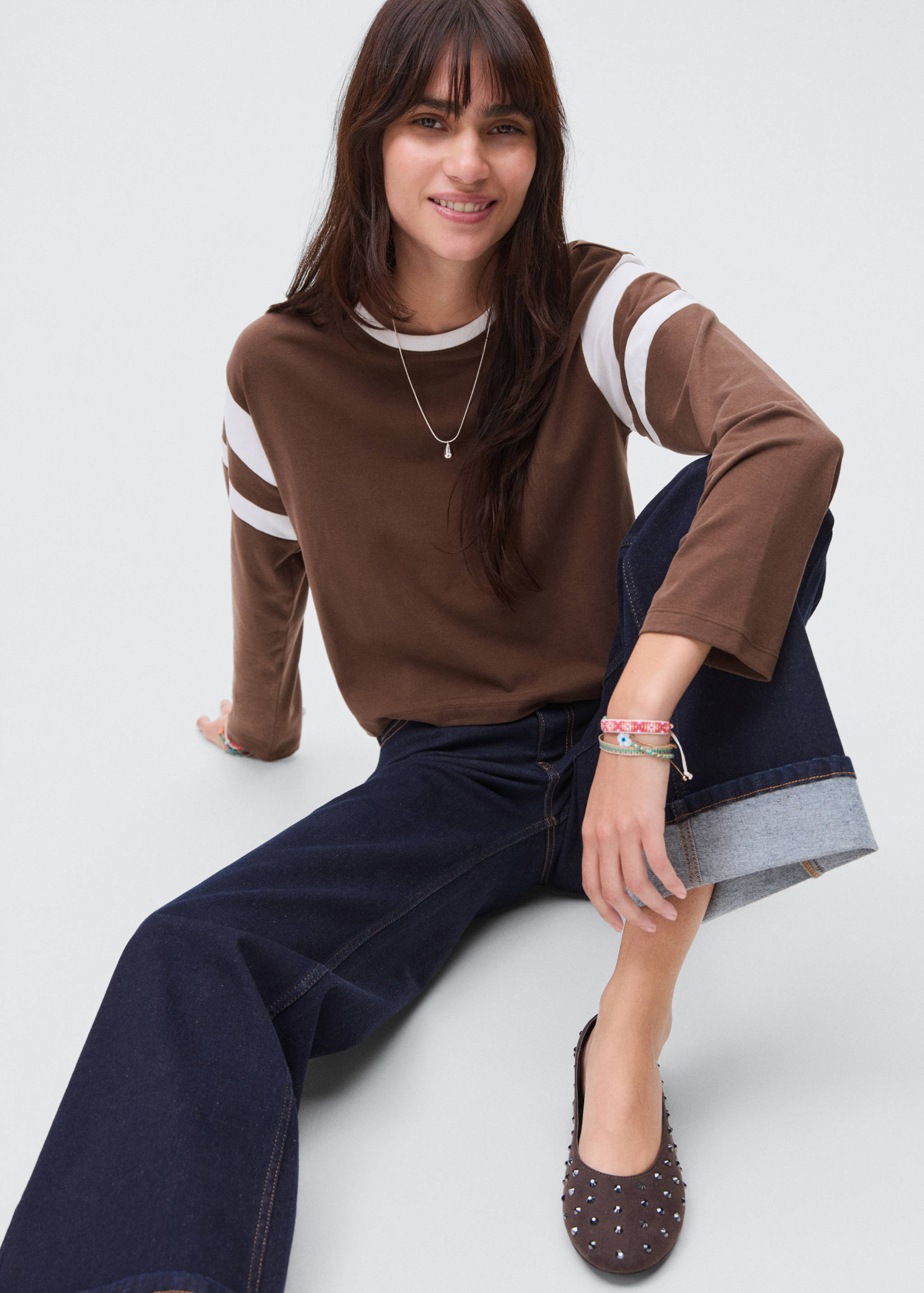 Хлопковая футболка с контрастной горловиной - Деталь изделия 2