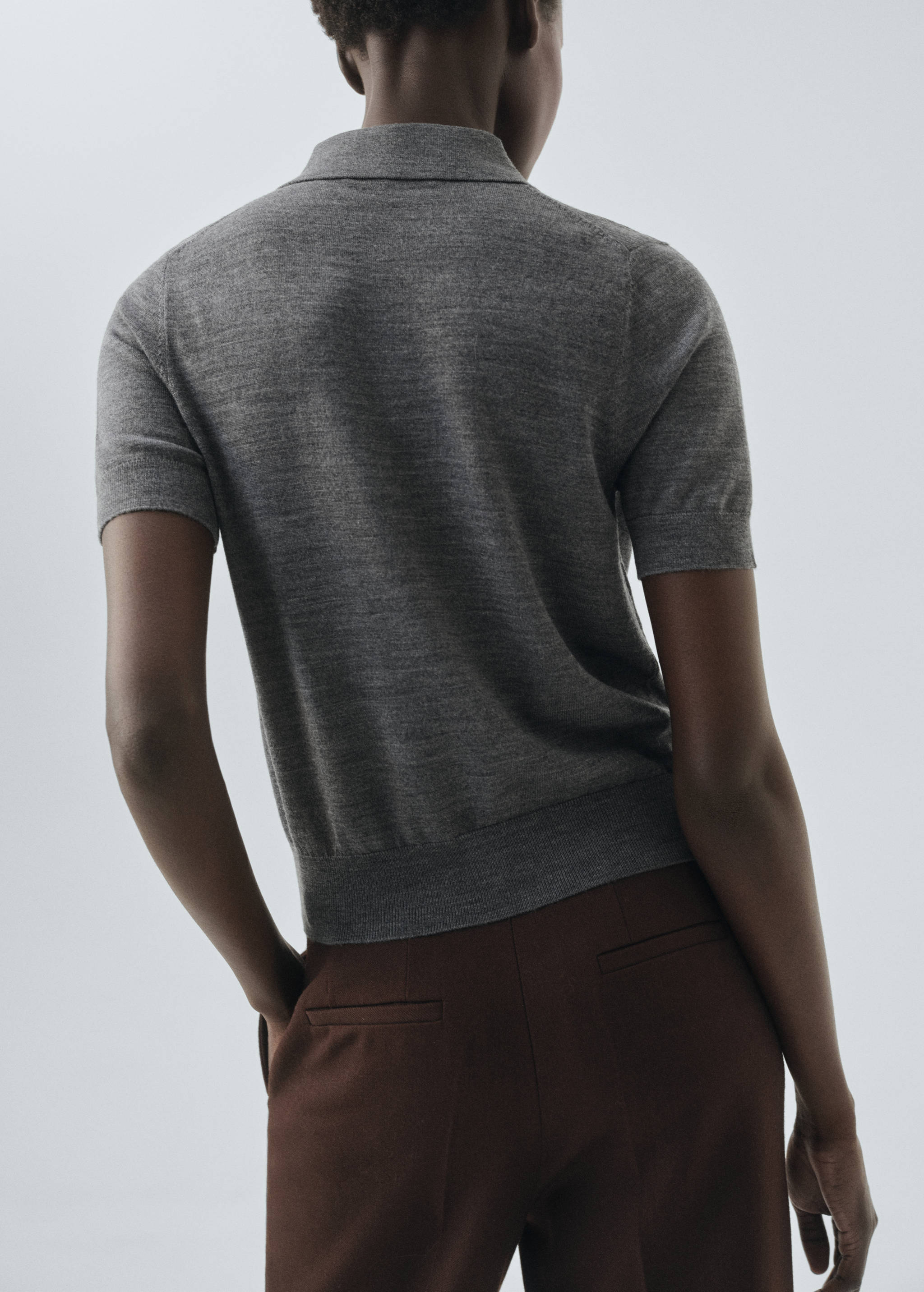 100% merino wool sweater - Reverse of the article