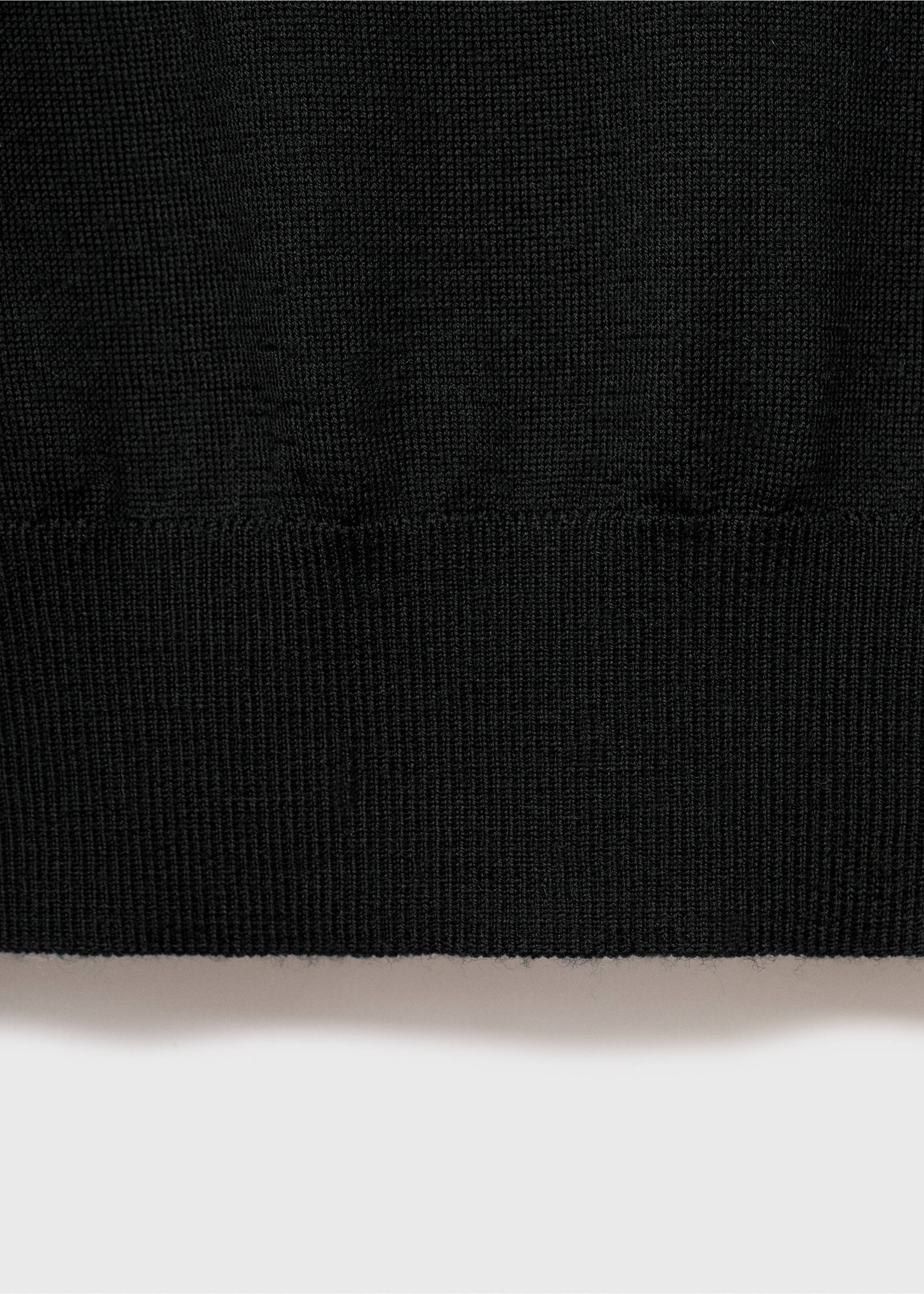 100% merino wool sweater - Details of the article 0, Black. Ref: 17006360-00.