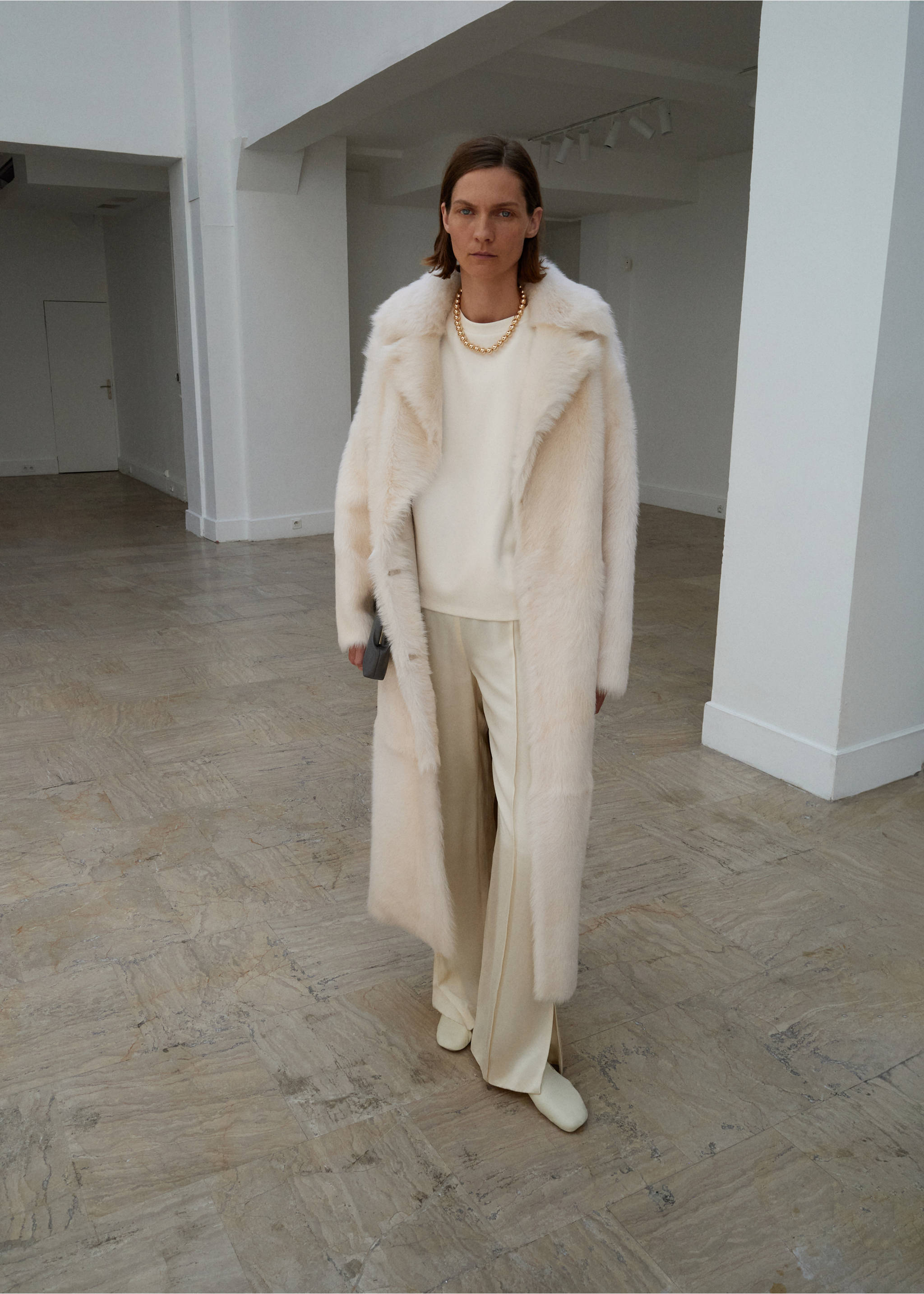 بنطلون ساتان بفتحات جانبية - رؤية عامة, الفانيلا. Ref: 17006364-00.