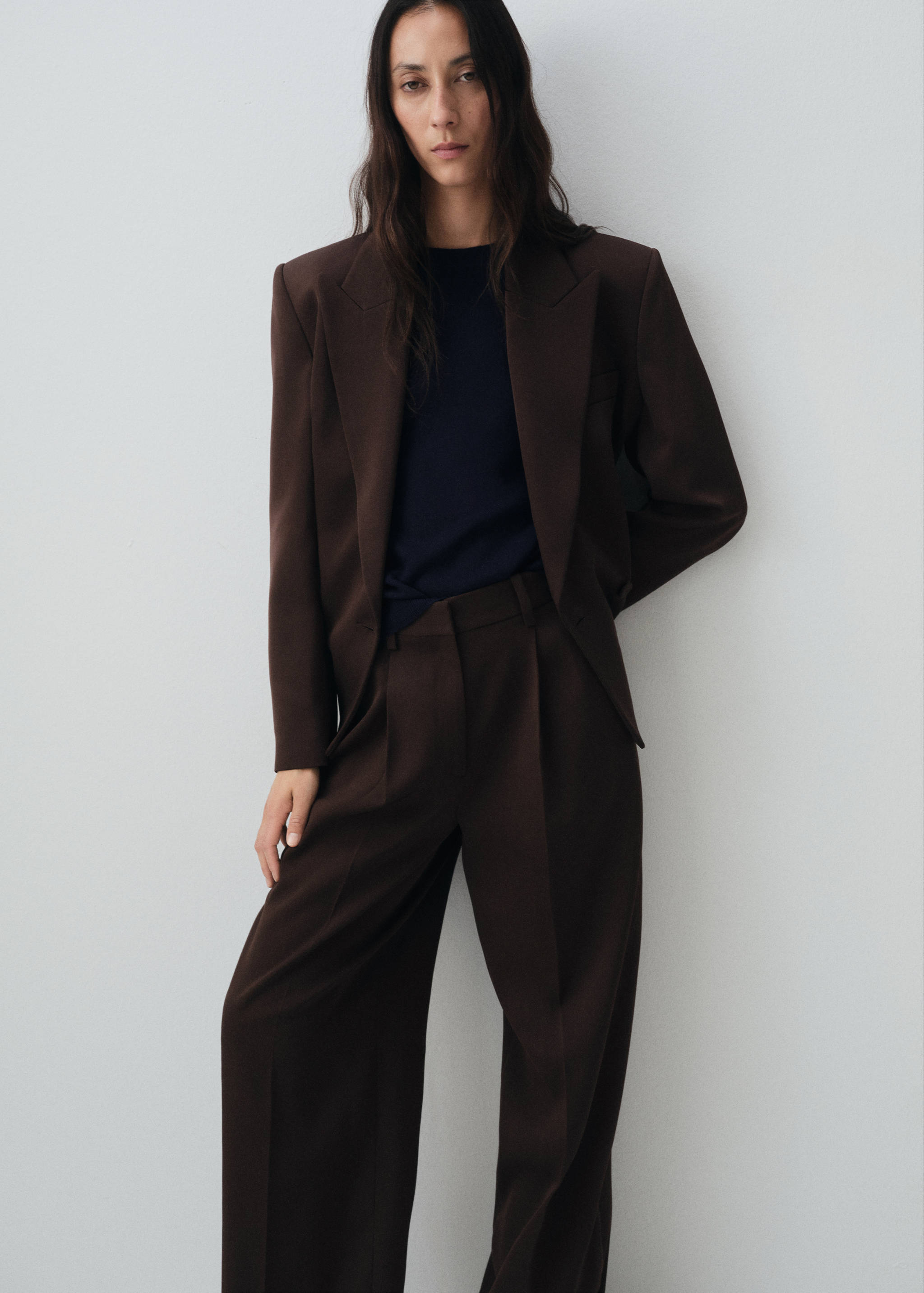 Pleated straight-leg suit pants - Details of the article 1