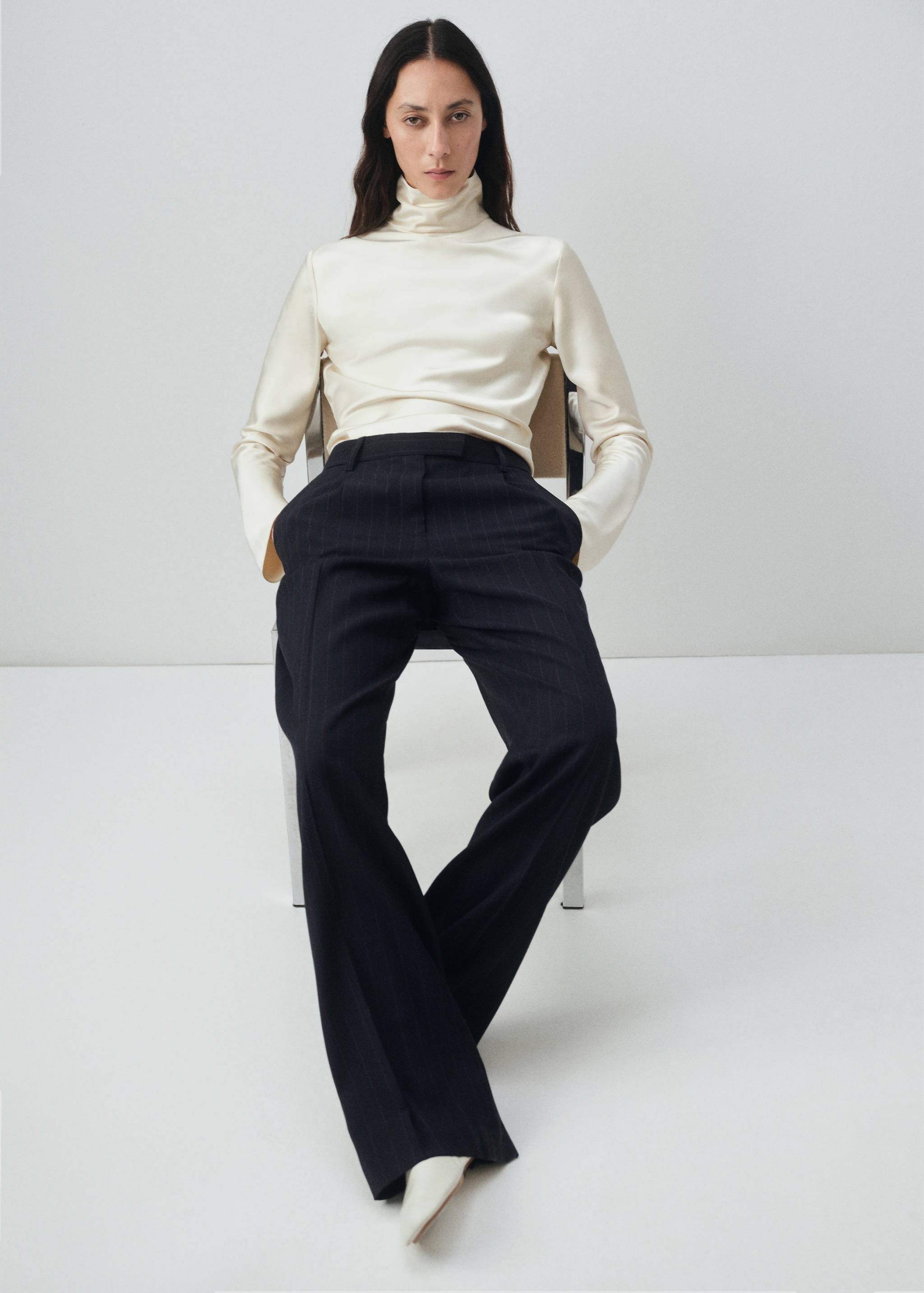 Pantalon de costume fines rayures - Détail de l'article 1