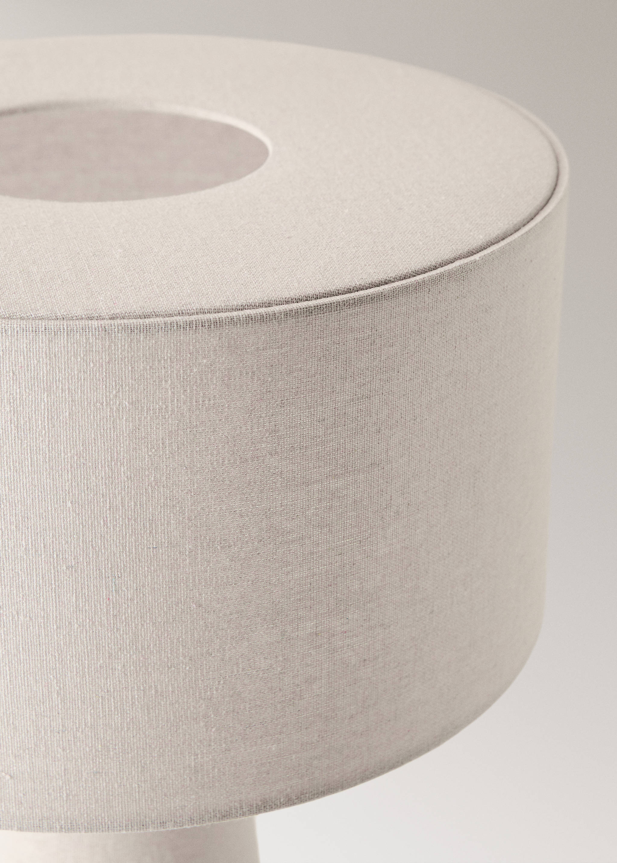 Lampă de masă mare din material textil - Detaliu al articolului 2