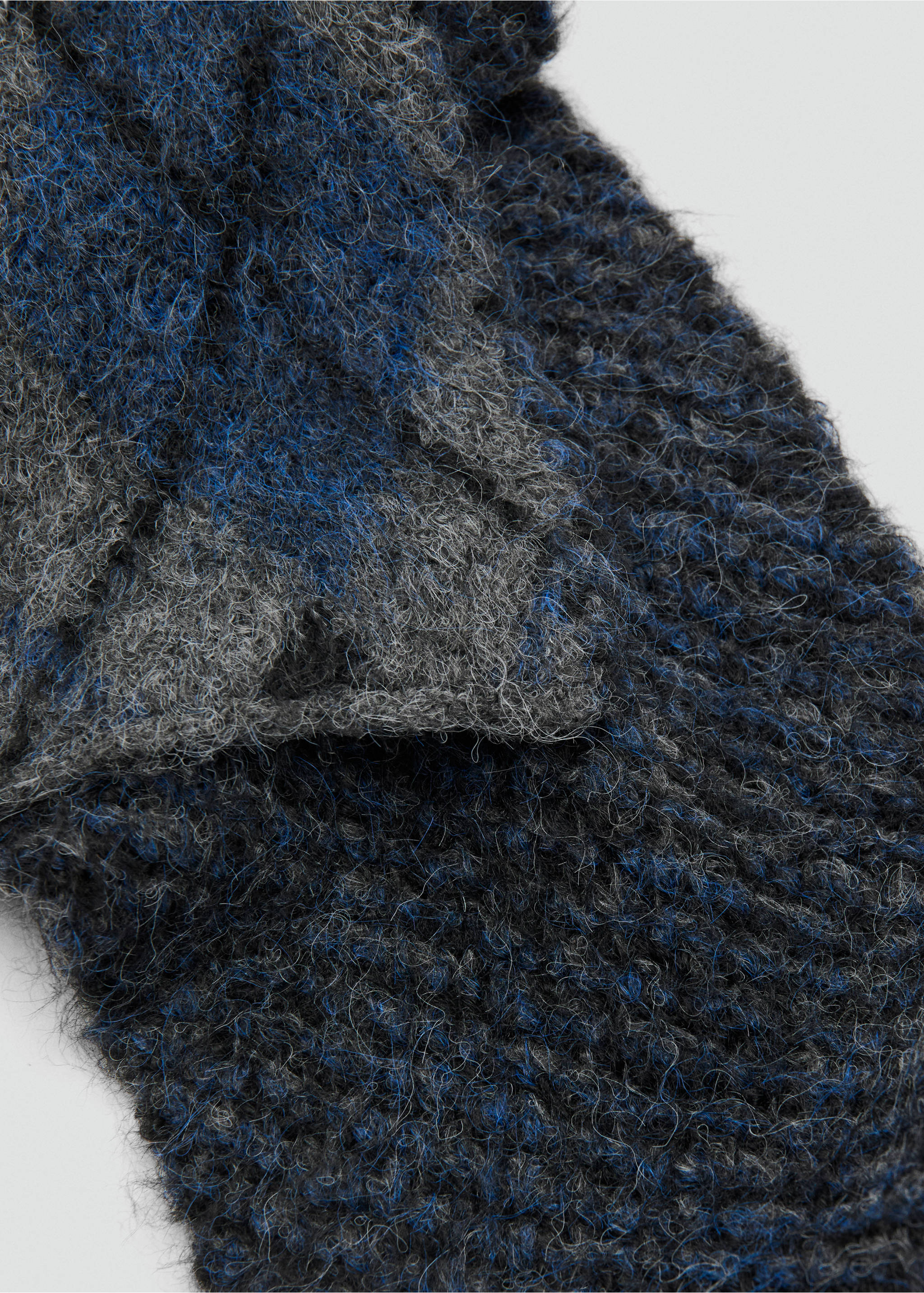 Écharpe en maille à losanges - Détail de l'article 1, Bleu. Ref: 17006740-00.