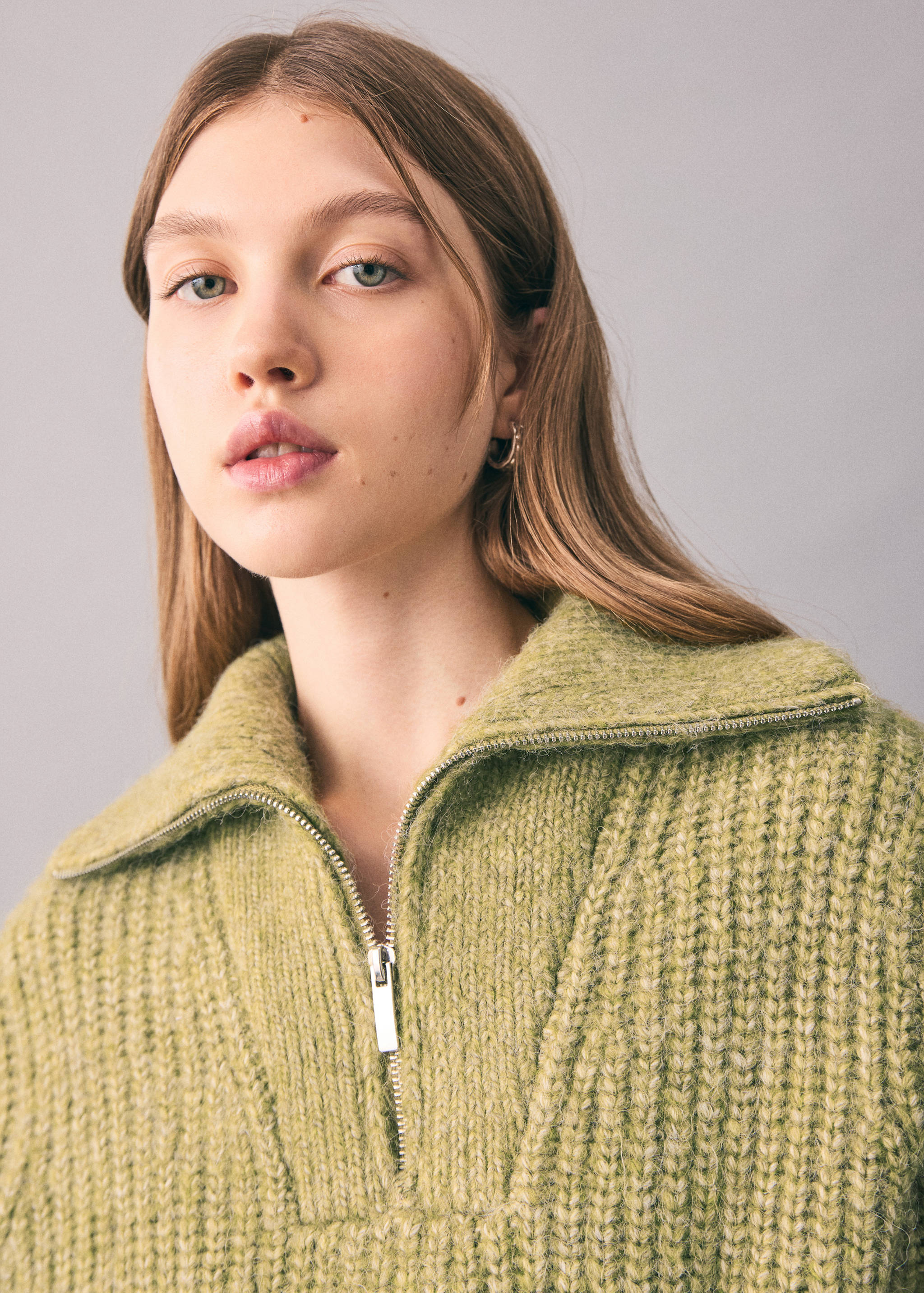 Knitted sweater with perkins neck - Details of the article 1
