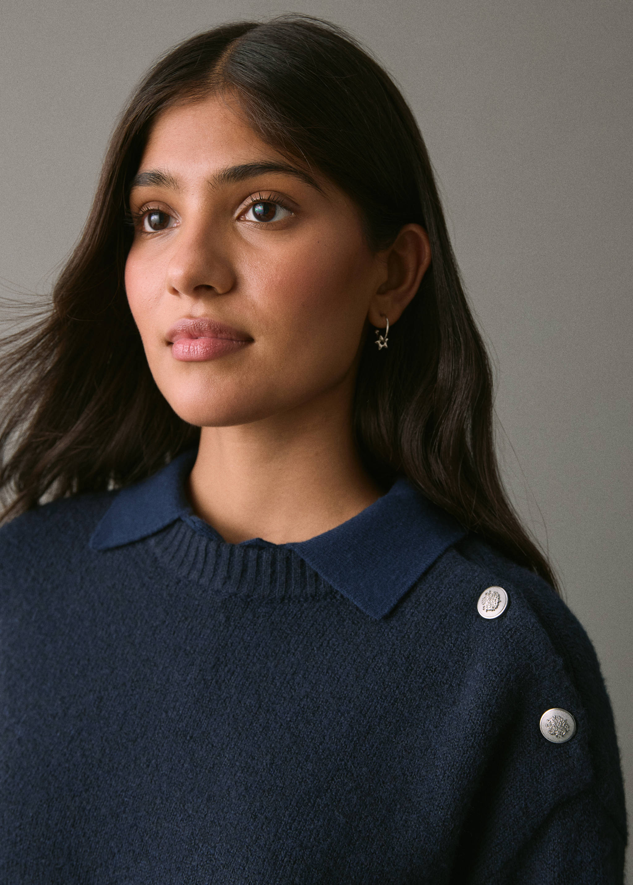 Buttons detail knit sweater - Details of the article 1