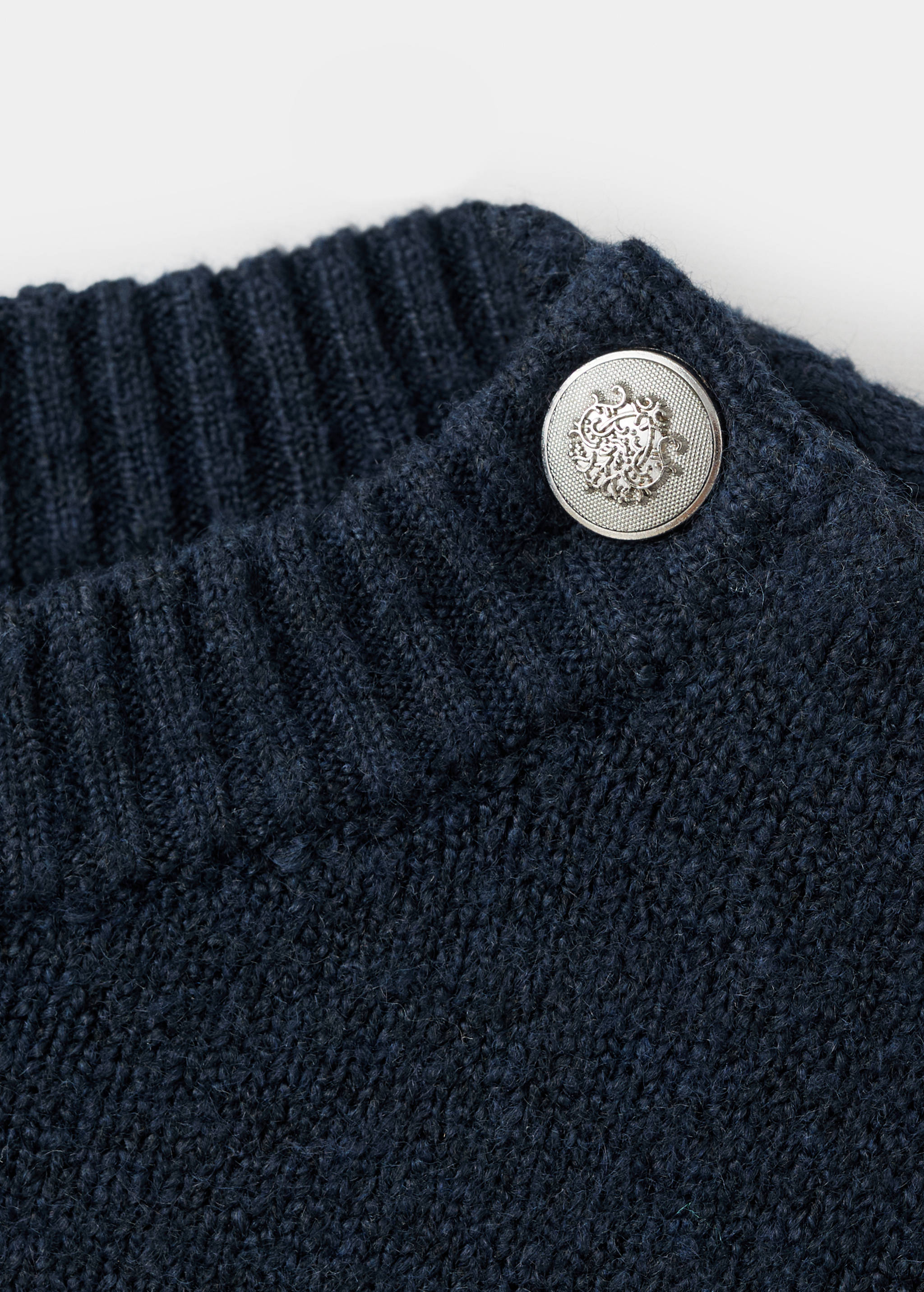 Buttons detail knit sweater - Details of the article 8