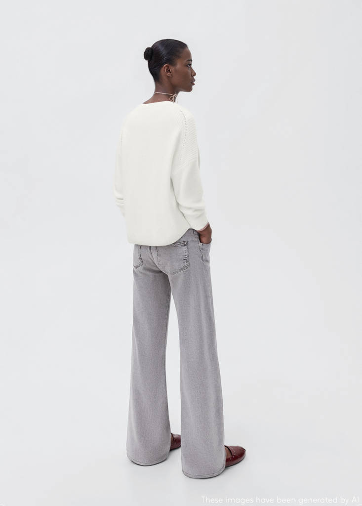 Long-sleeve knitted sweater — White